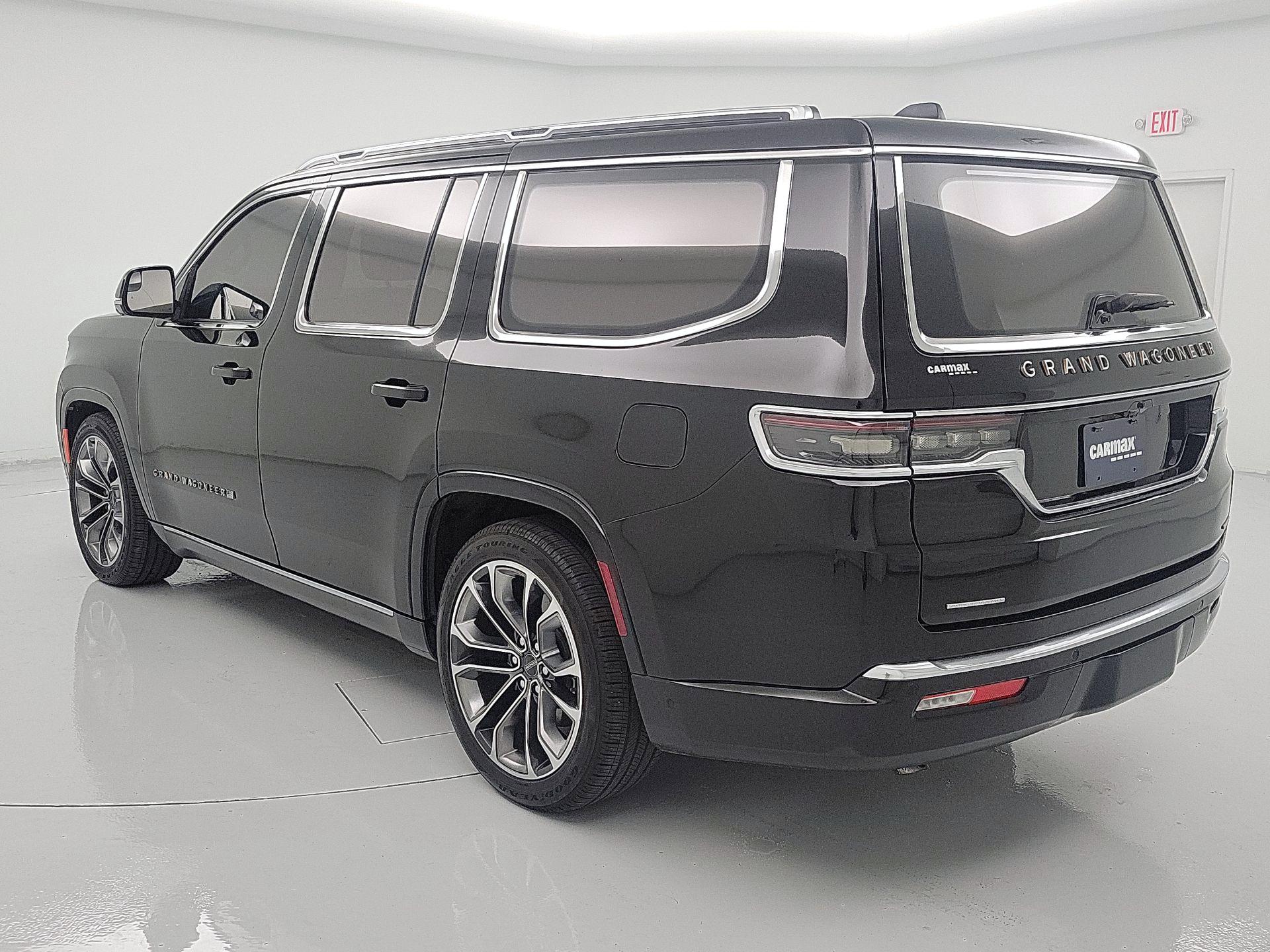 Thumbnail: 2022 Jeep Grand Wagoneer - 7