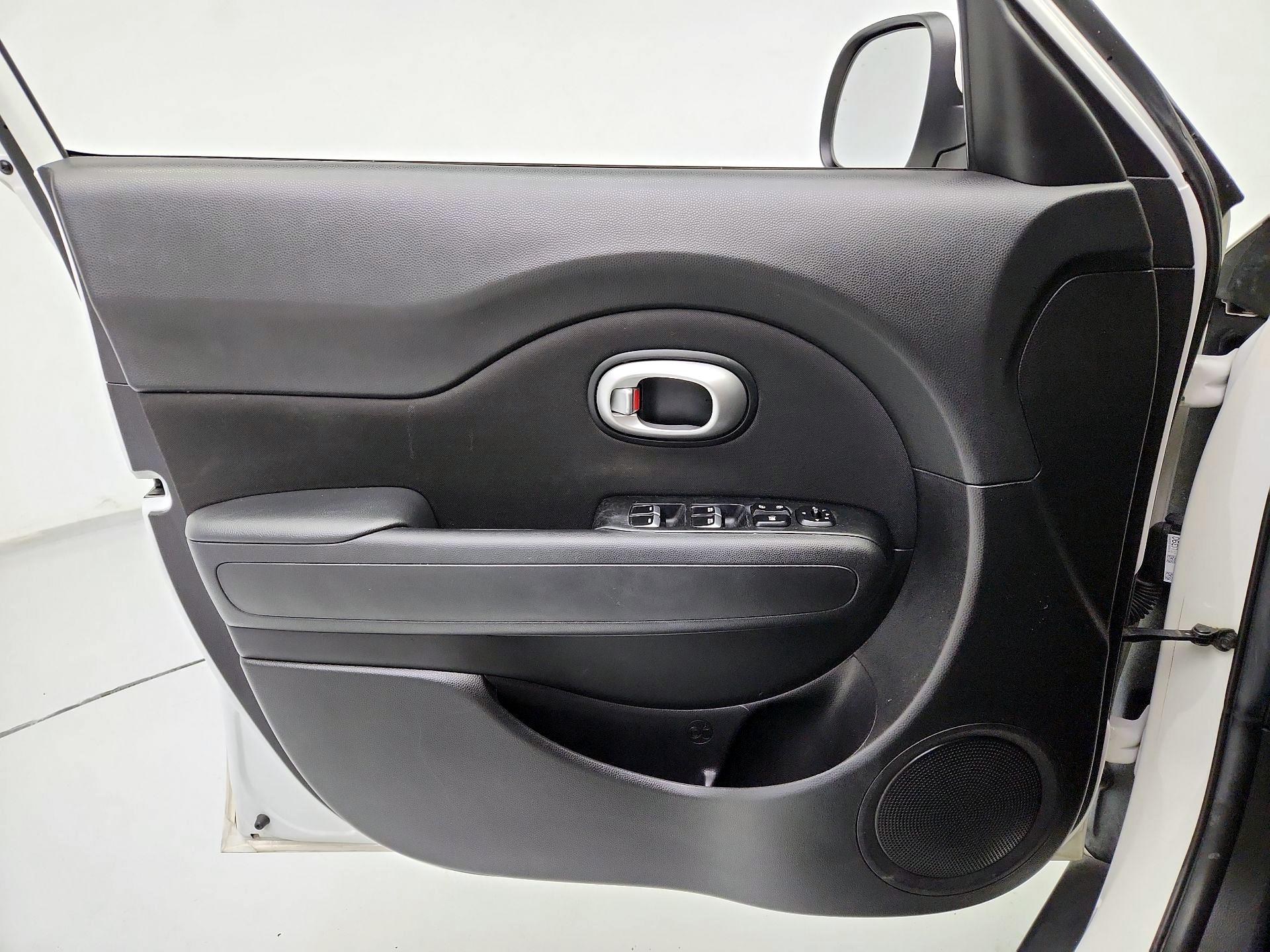 Thumbnail: 2018 Kia Soul - 12