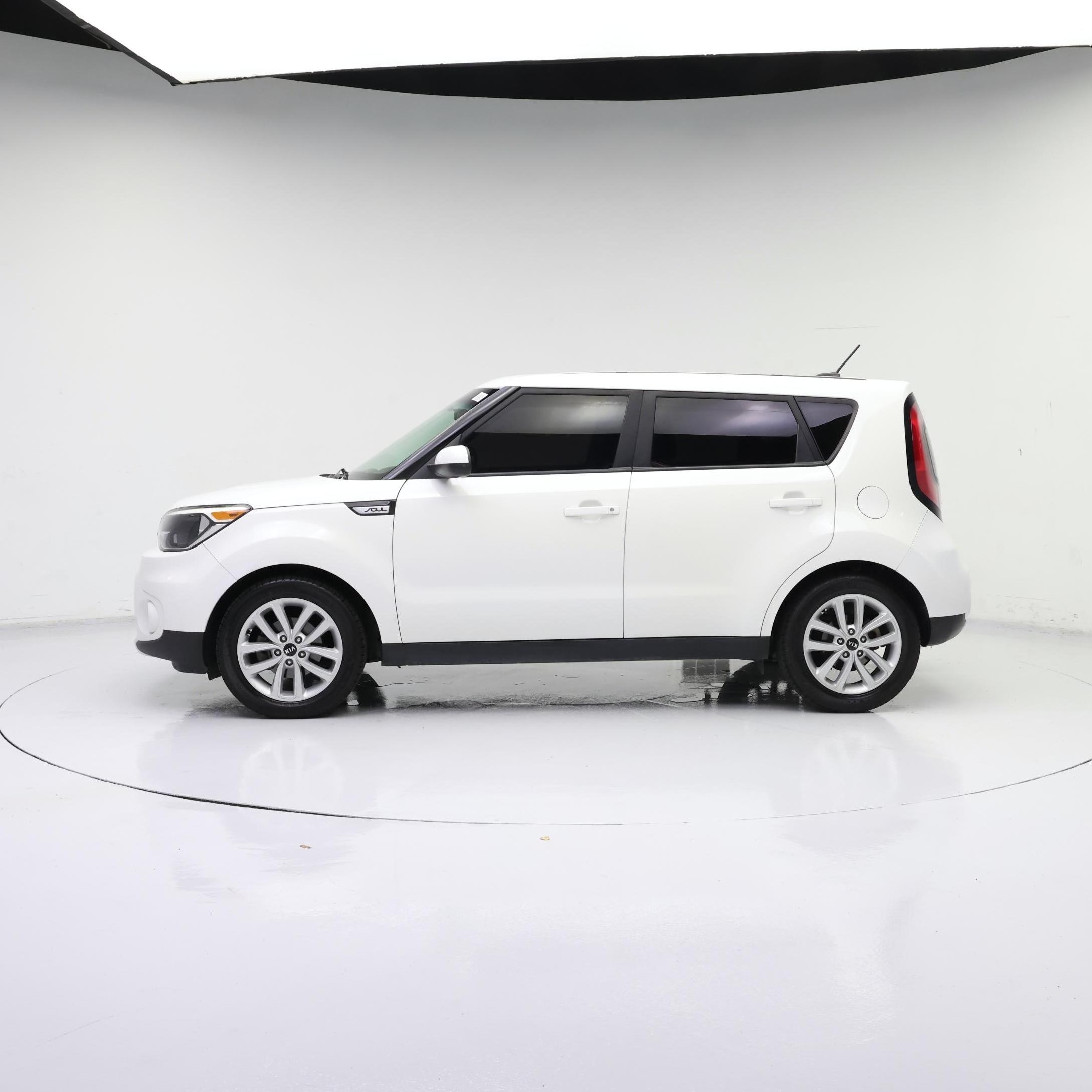 Thumbnail: 2018 Kia Soul - 3