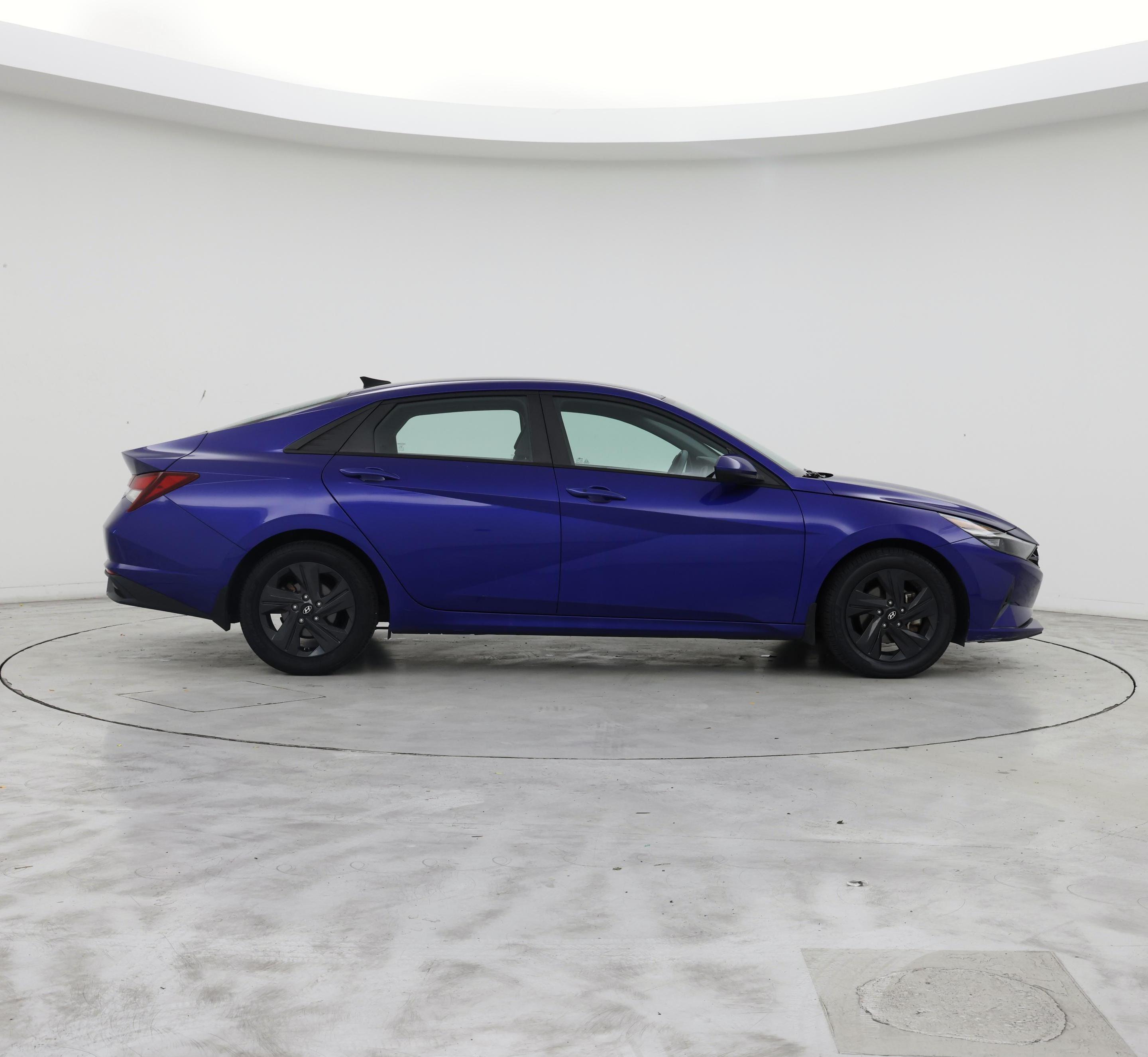 Thumbnail: 2022 Hyundai Elantra - 7