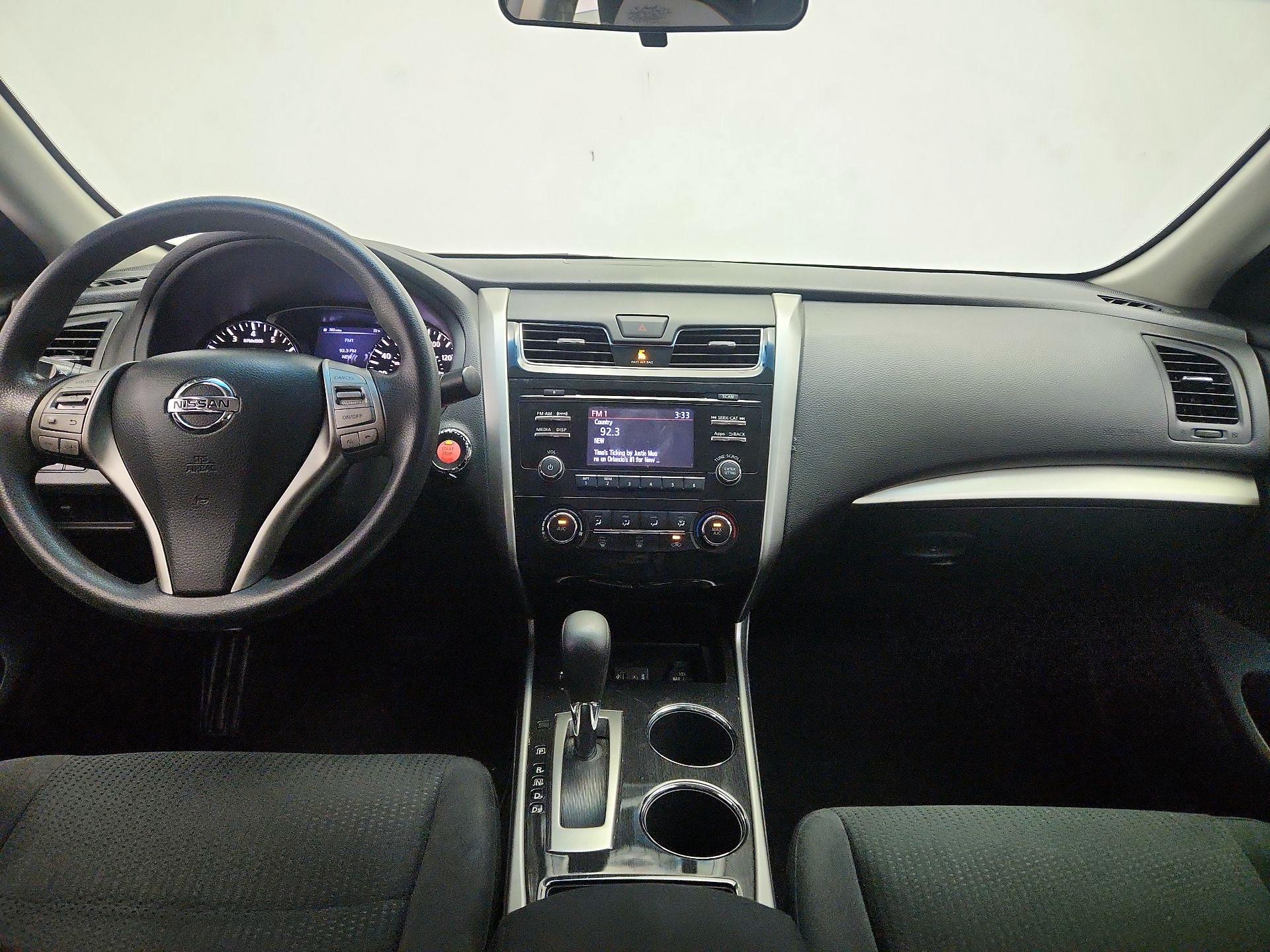 Thumbnail: 2014 Nissan Altima - 9
