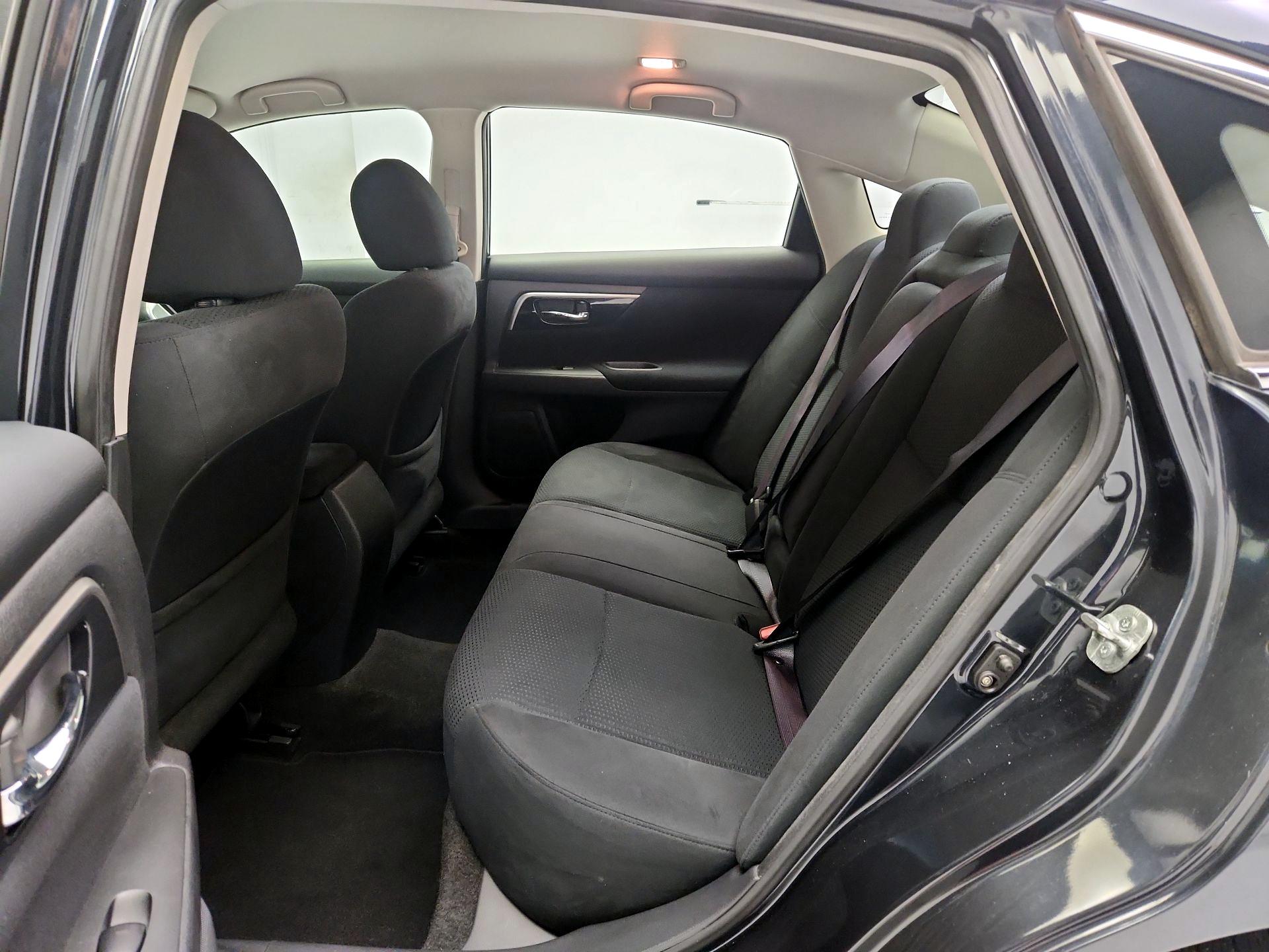 Thumbnail: 2014 Nissan Altima - 19