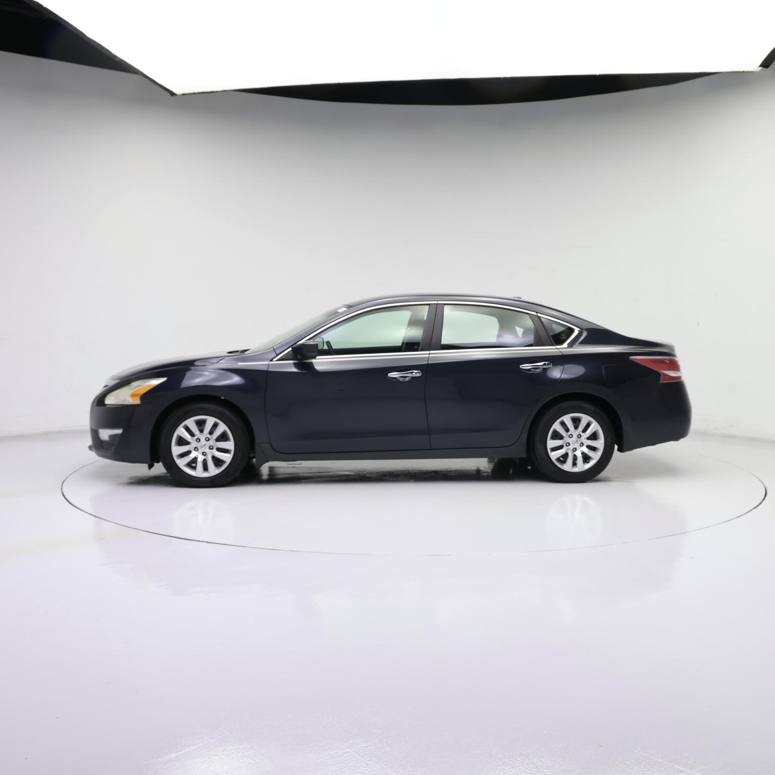 Thumbnail: 2014 Nissan Altima - 3
