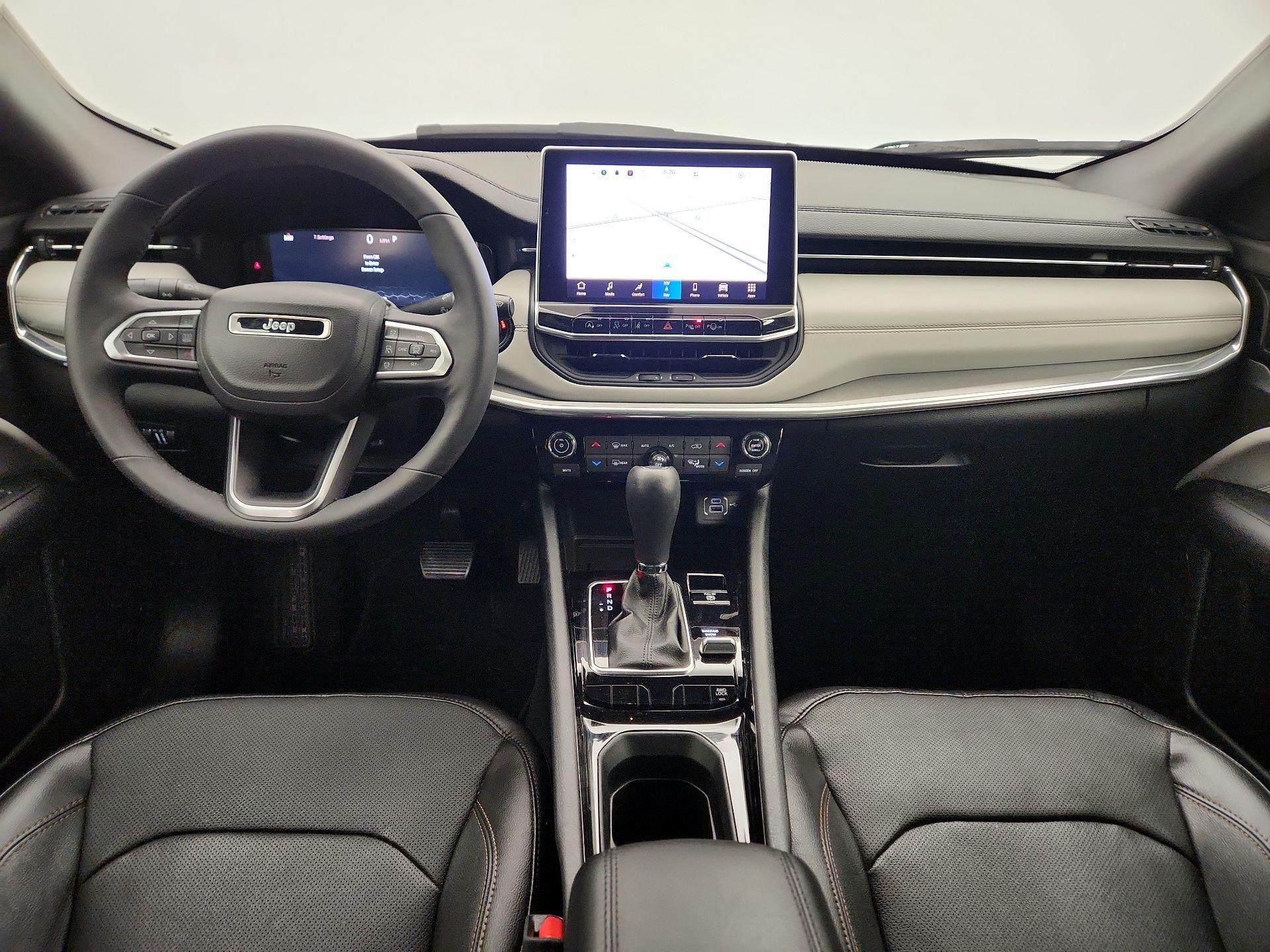 Thumbnail: 2023 Jeep Compass - 9