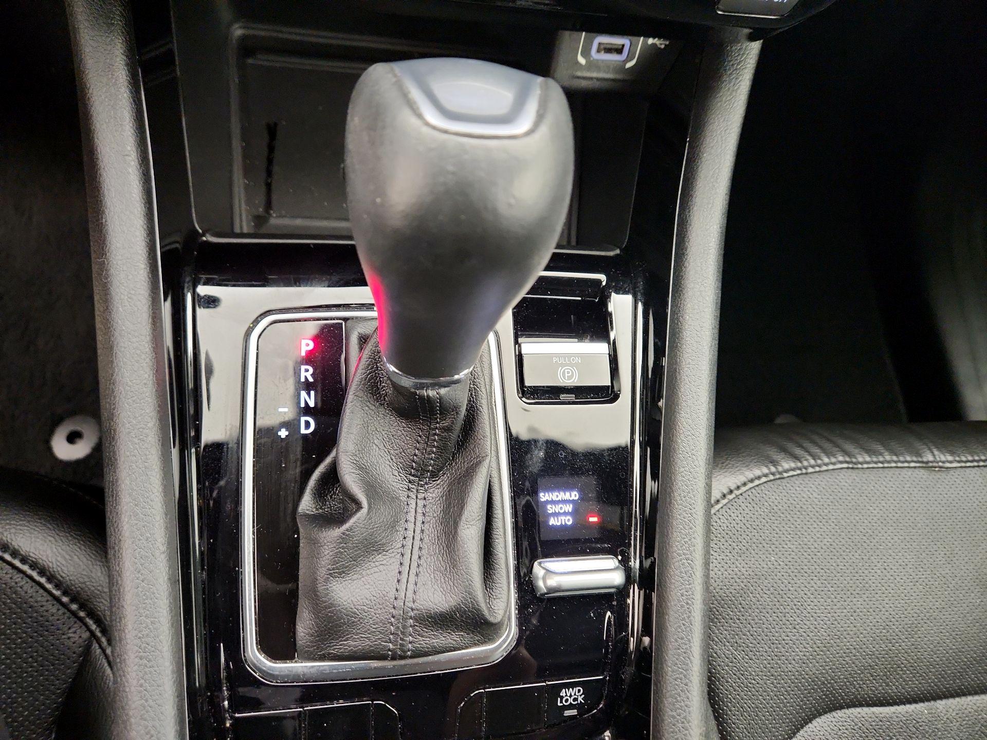 Thumbnail: 2023 Jeep Compass - 18