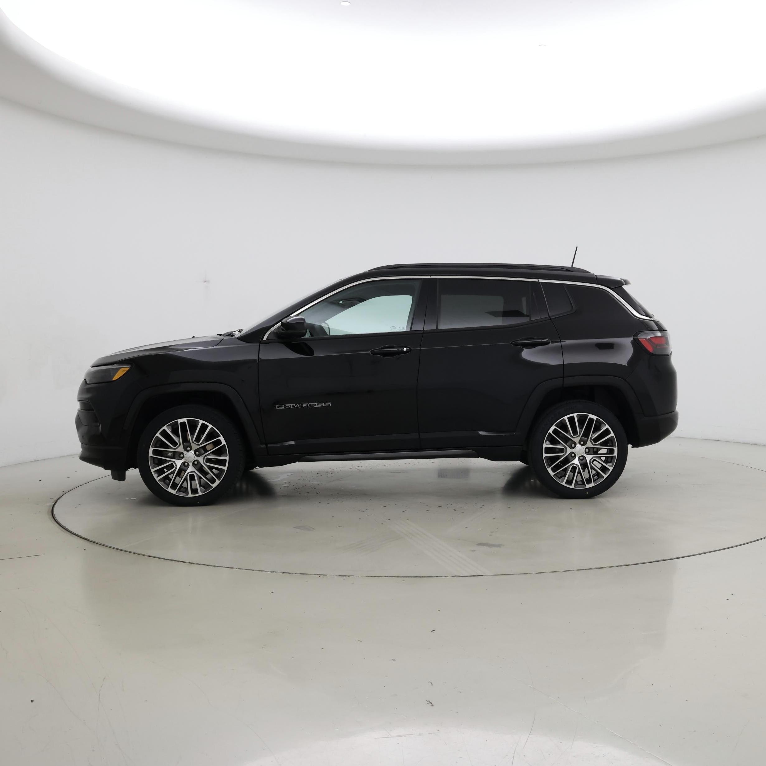 Thumbnail: 2023 Jeep Compass - 3