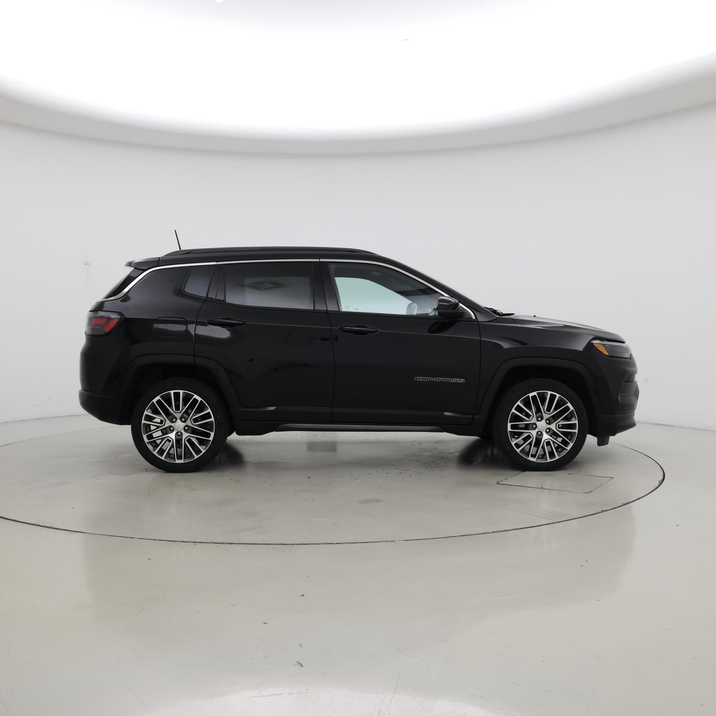 Thumbnail: 2023 Jeep Compass - 7