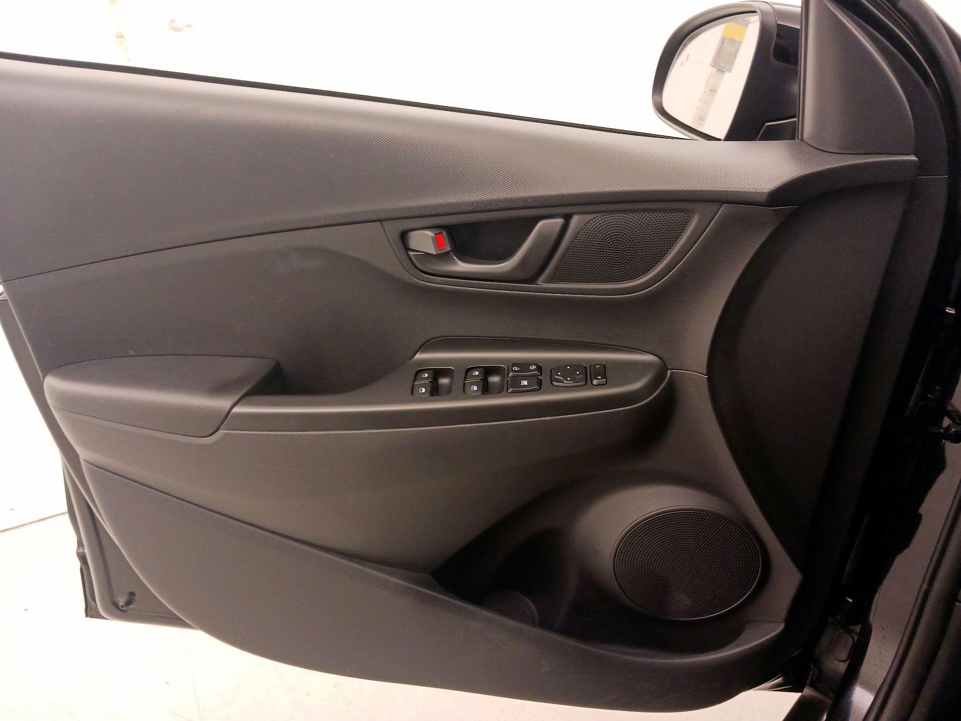 Thumbnail: 2023 Hyundai Kona - 12