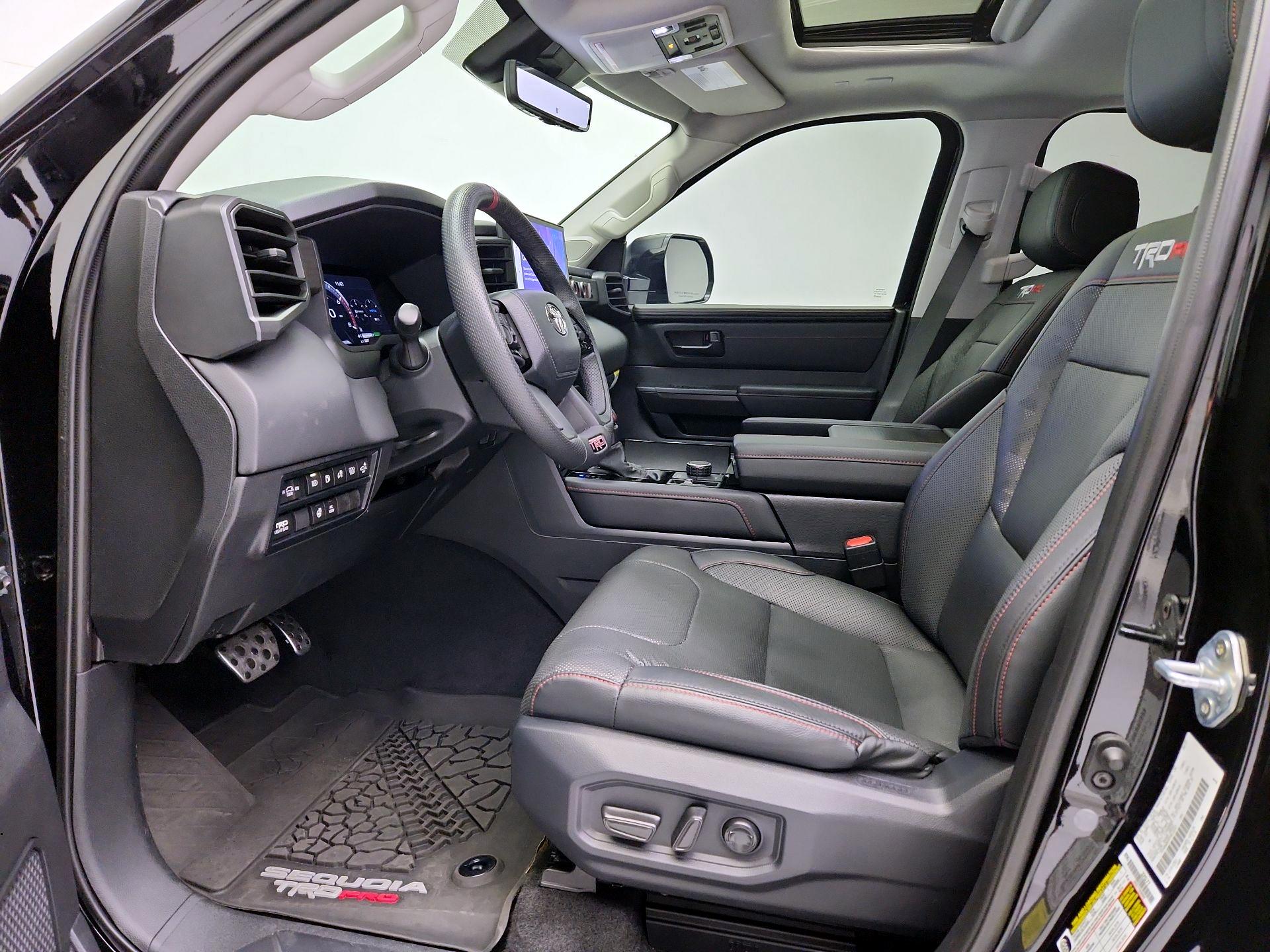 Thumbnail: 2023 Toyota Sequoia - 11