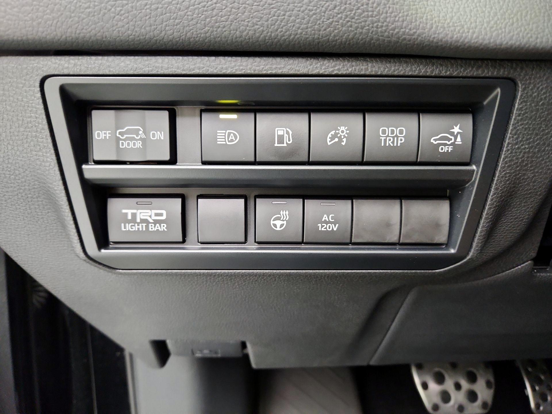 Thumbnail: 2023 Toyota Sequoia - 13