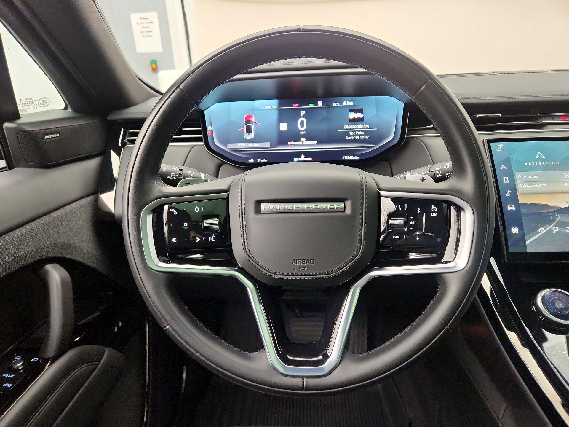 Thumbnail: 2023 Land Rover Range Rover Sport - 10