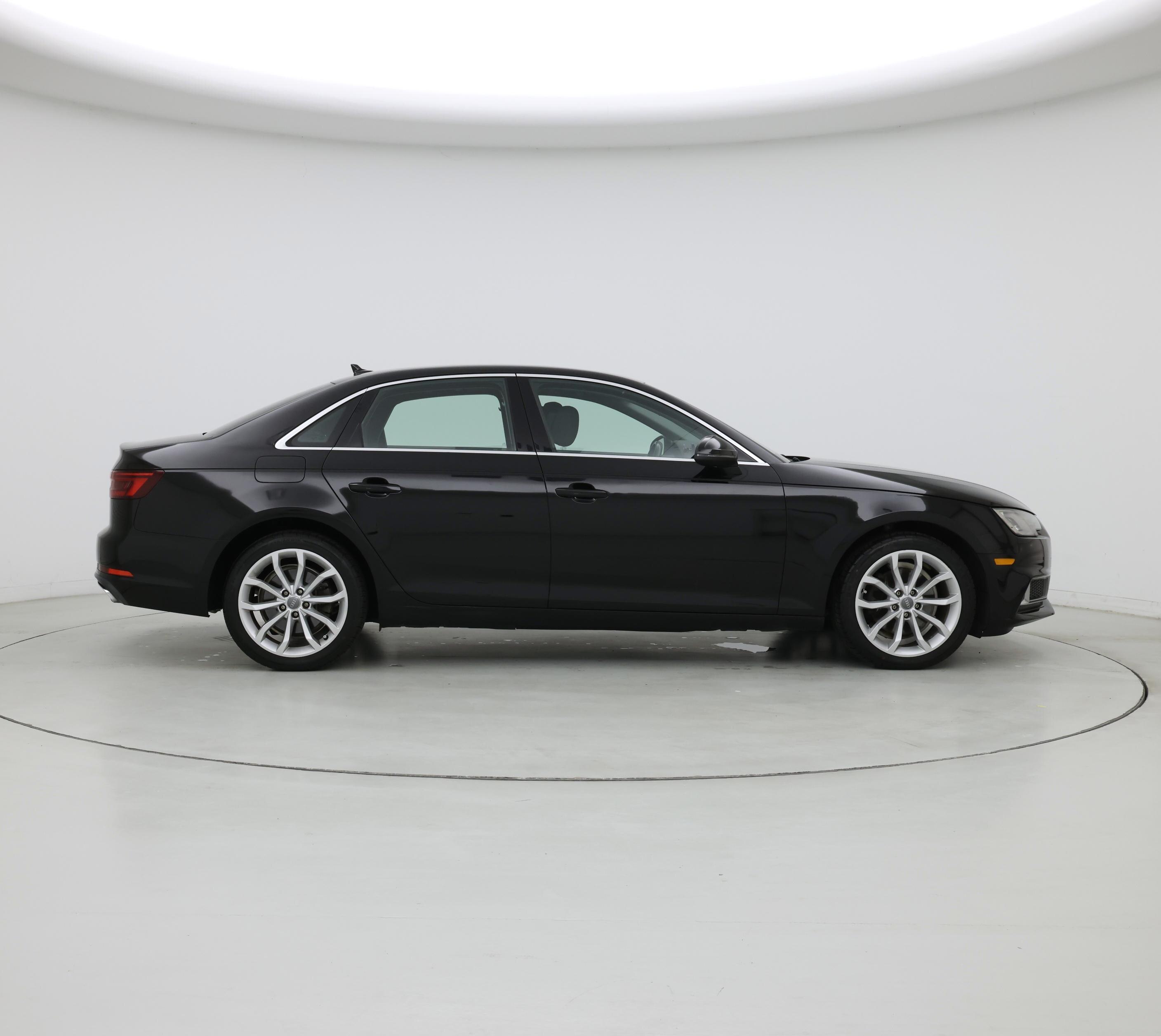 Thumbnail: 2019 Audi A4 - 7