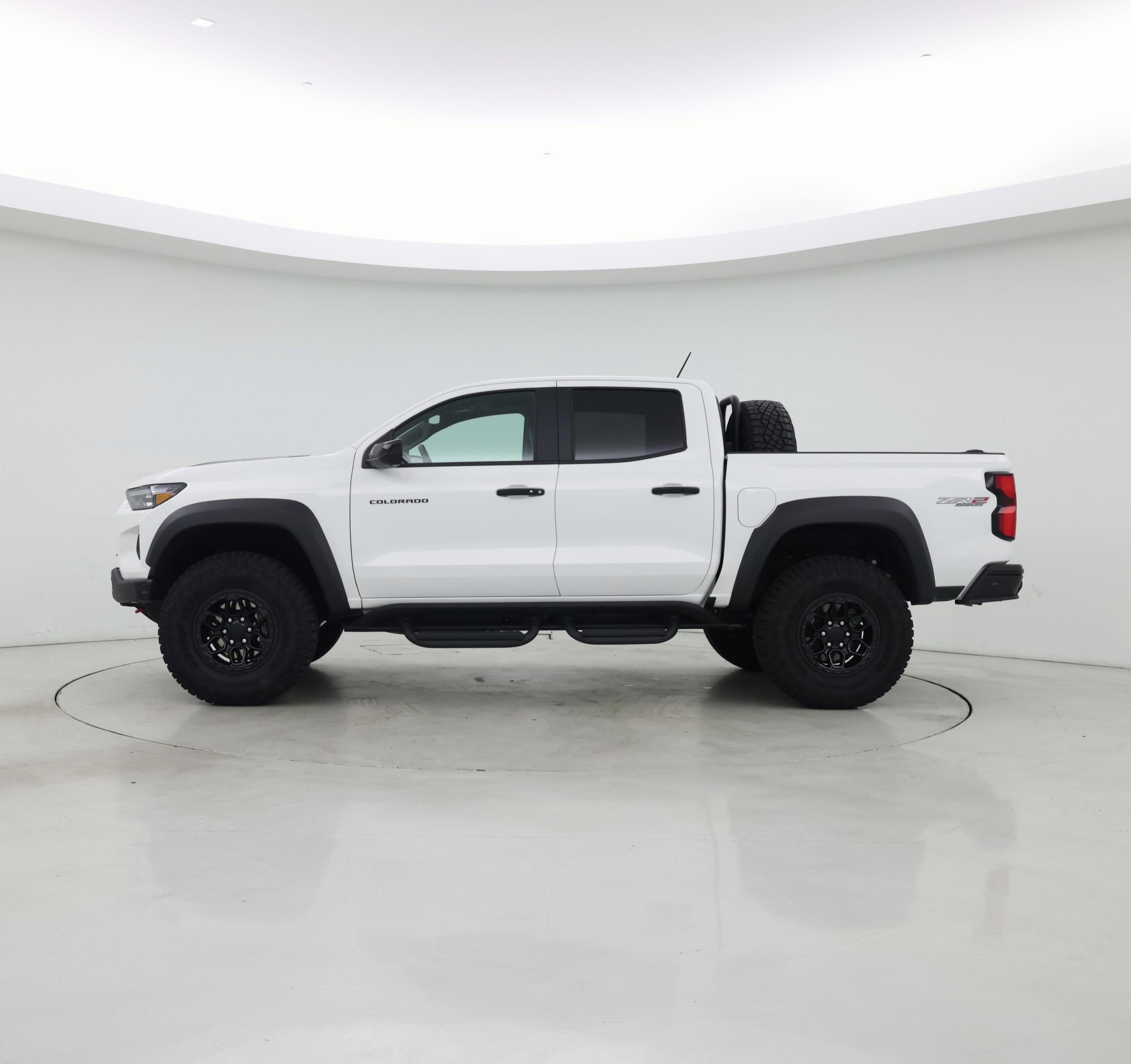 Thumbnail: 2025 Chevrolet Colorado - 3