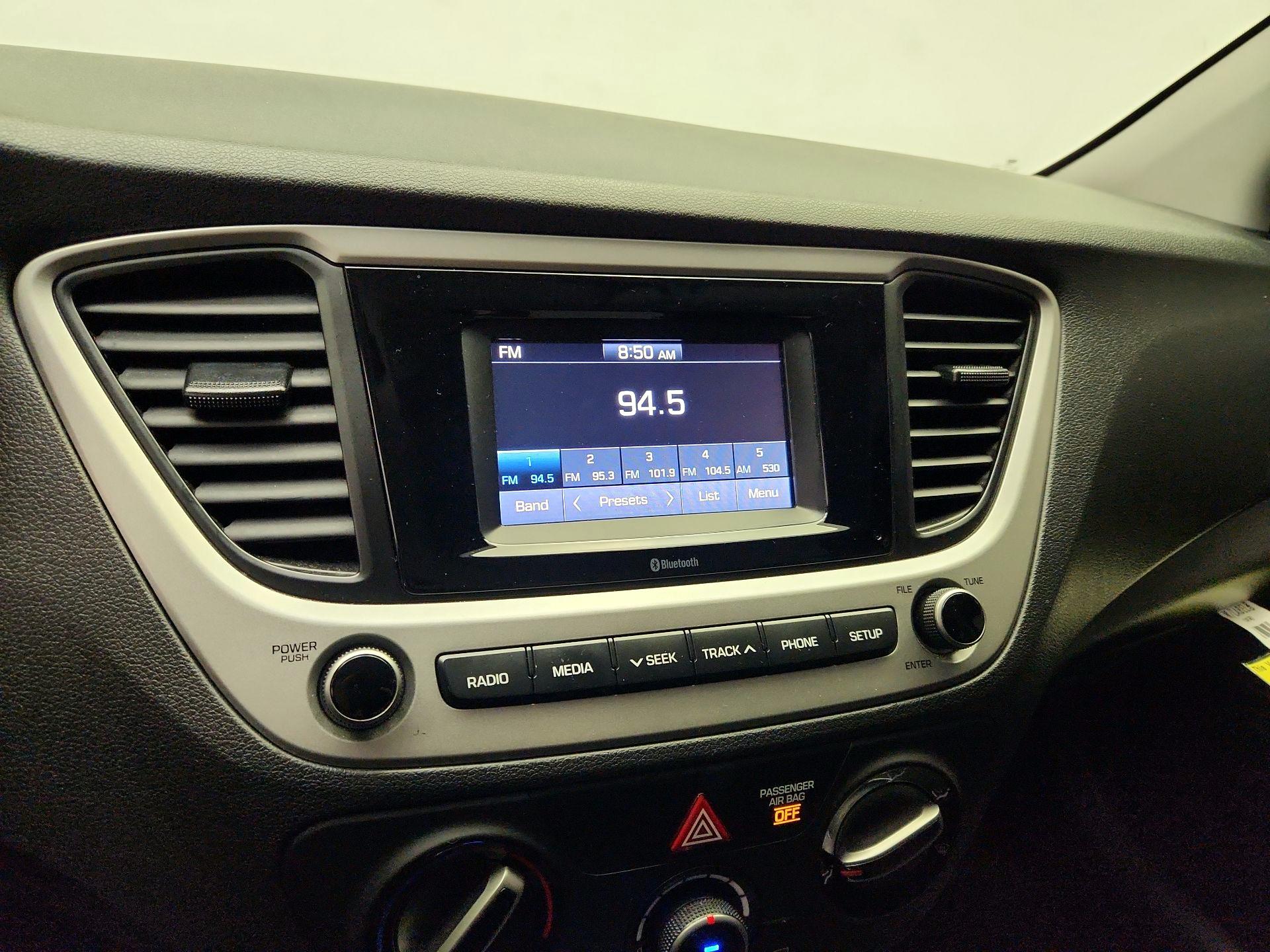 Thumbnail: 2022 Hyundai Accent - 15