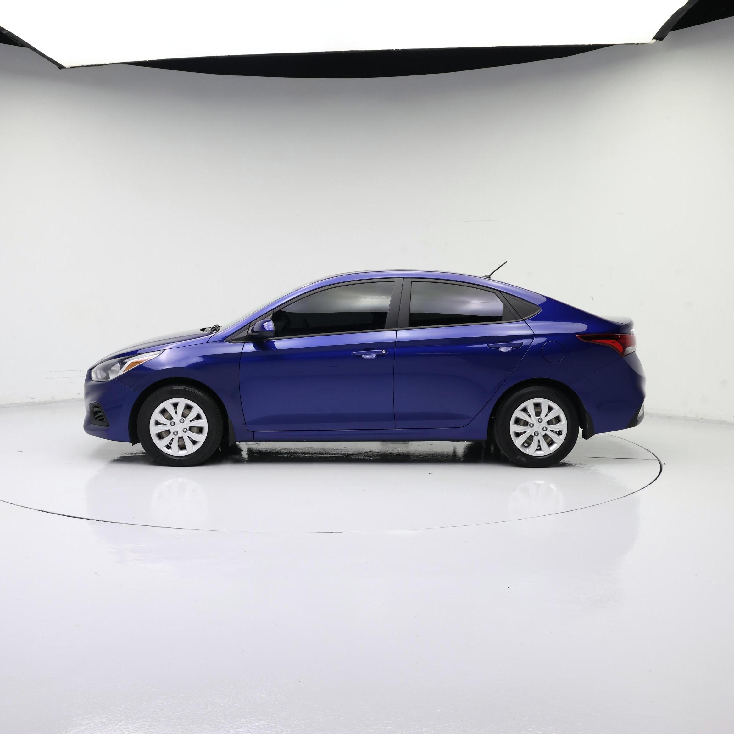 Thumbnail: 2022 Hyundai Accent - 3