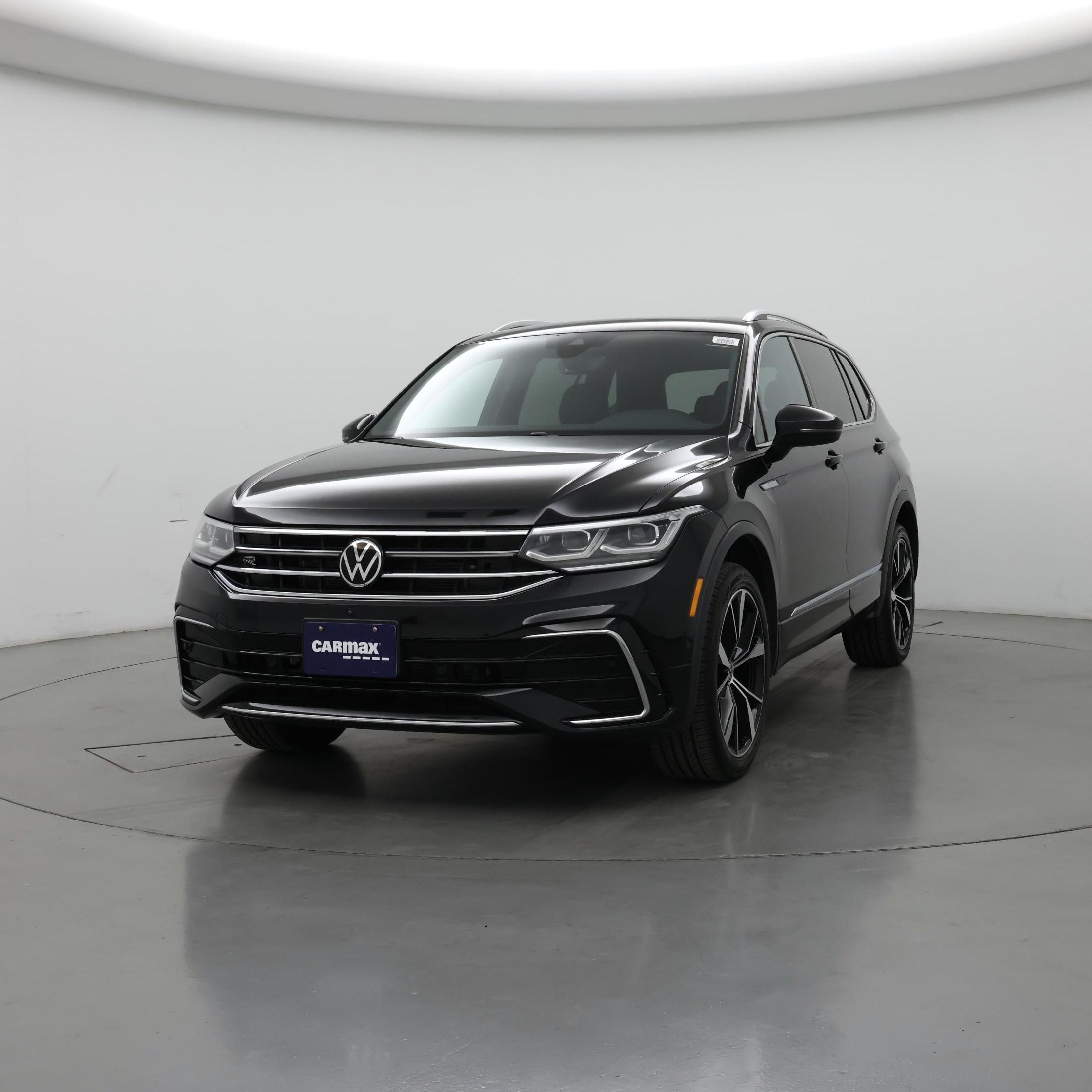 Thumbnail: 2022 Volkswagen Tiguan - 4