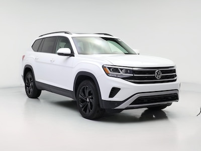 White 2022 Volkswagen Atlas SE w/Tech