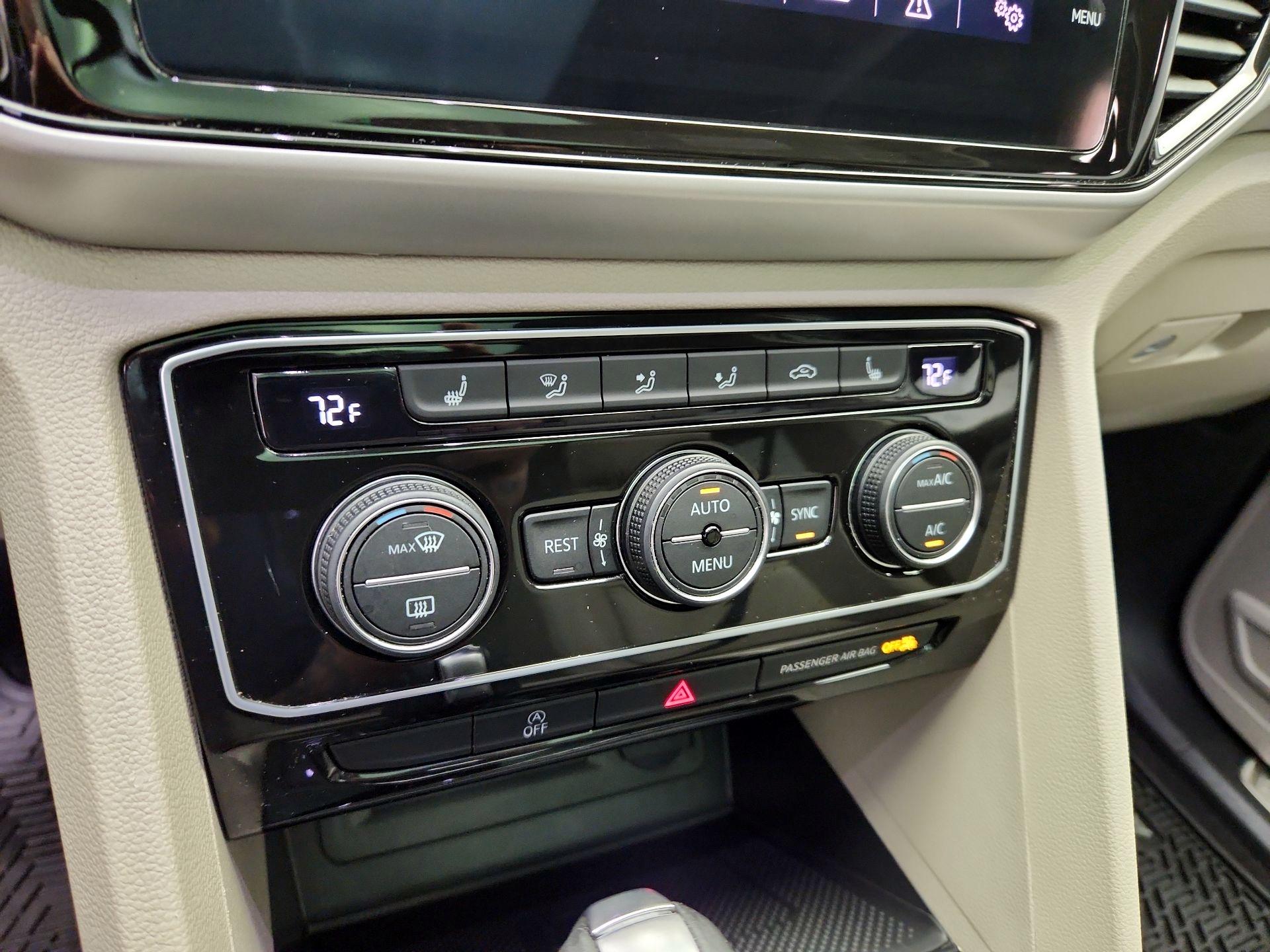 Thumbnail: 2022 Volkswagen Atlas - 16