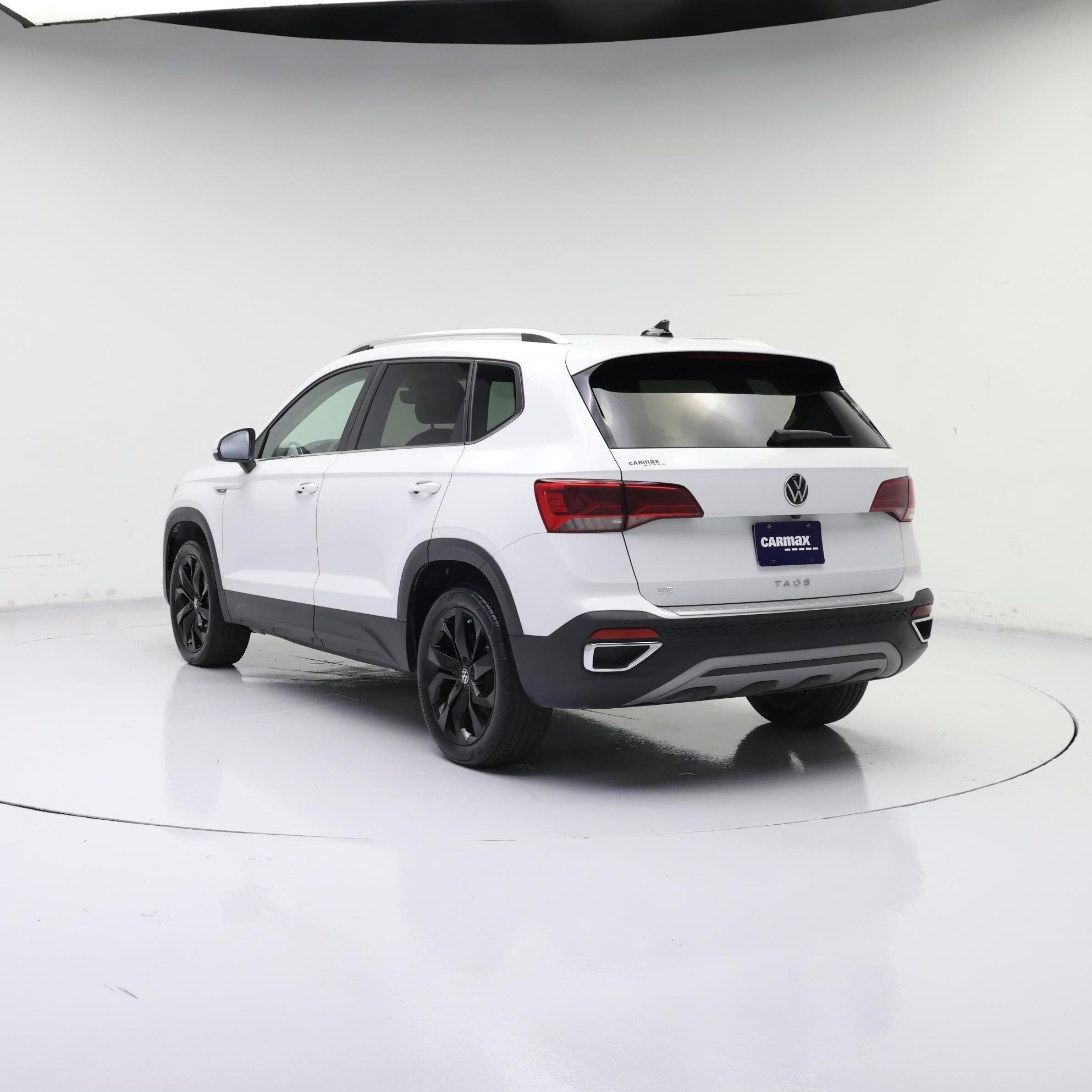 Thumbnail: 2023 Volkswagen Taos - 2