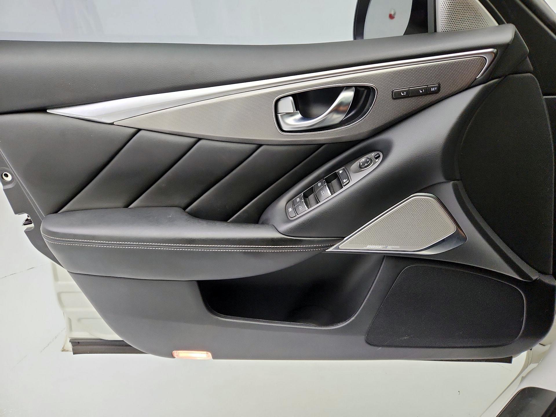 Thumbnail: 2019 INFINITI Q50 - 12