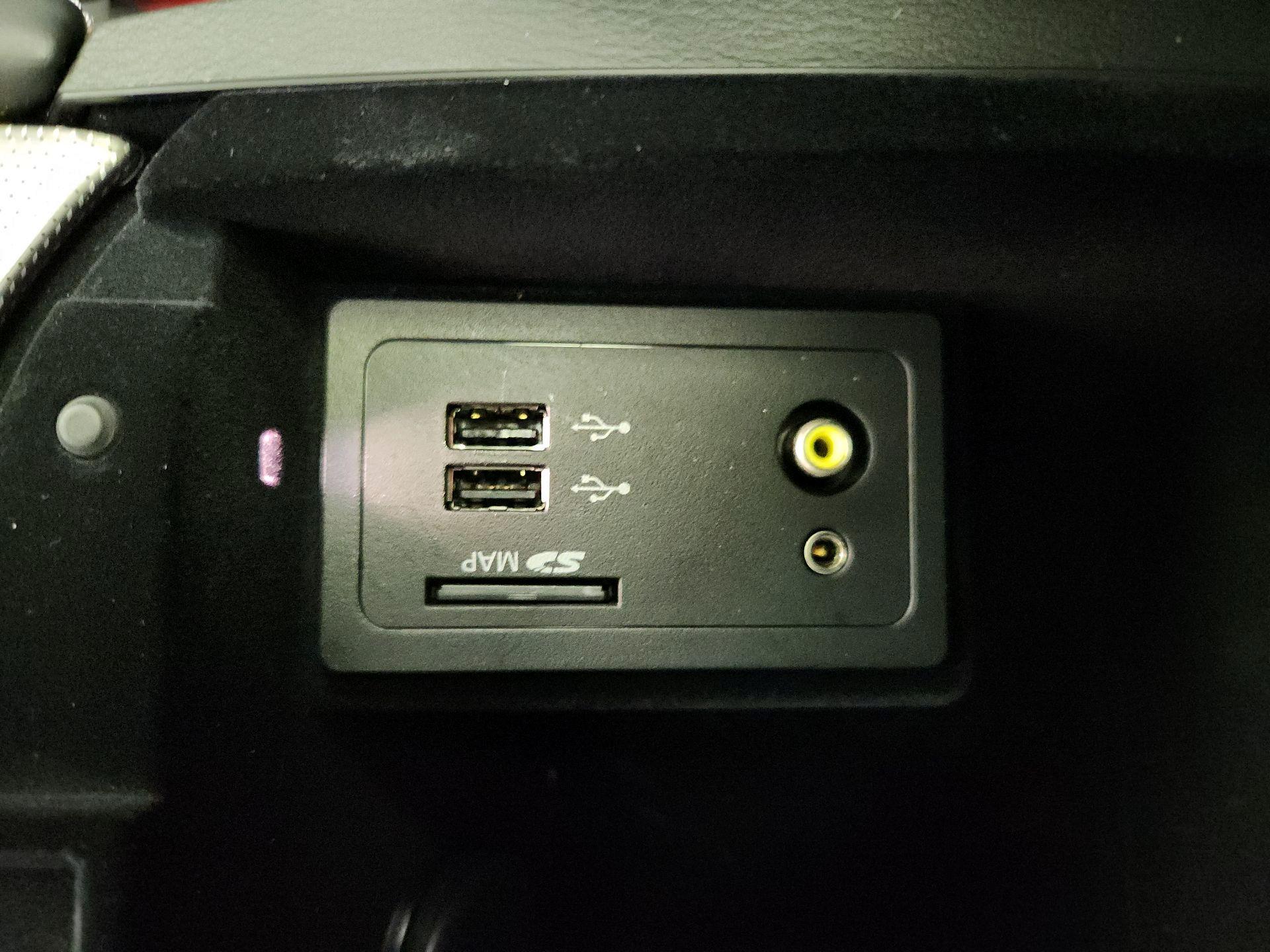 Thumbnail: 2019 INFINITI Q50 - 19