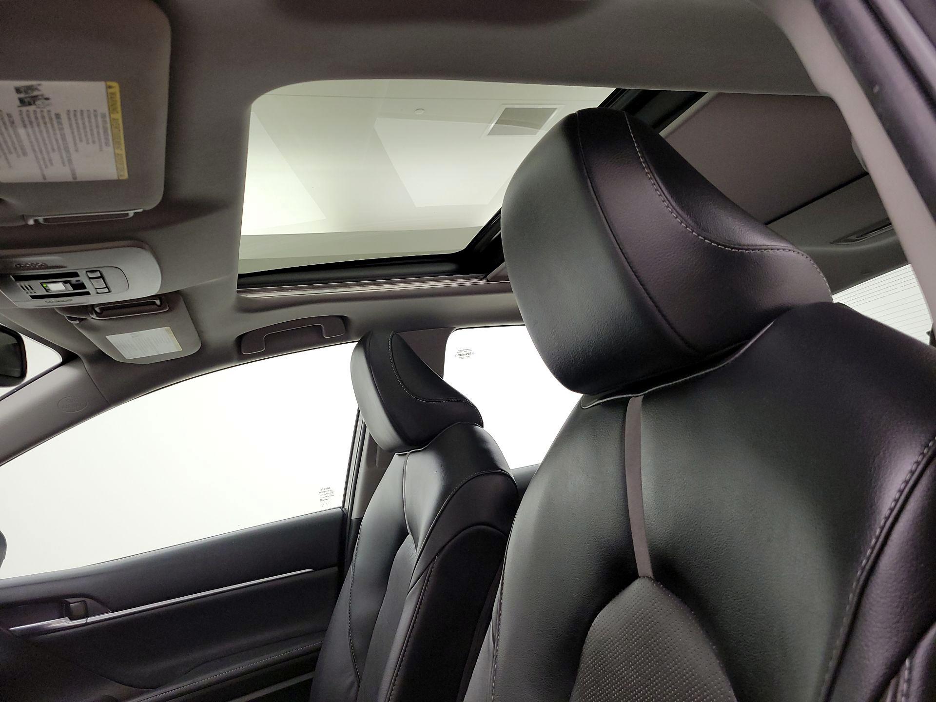 Thumbnail: 2022 Toyota Camry - 19