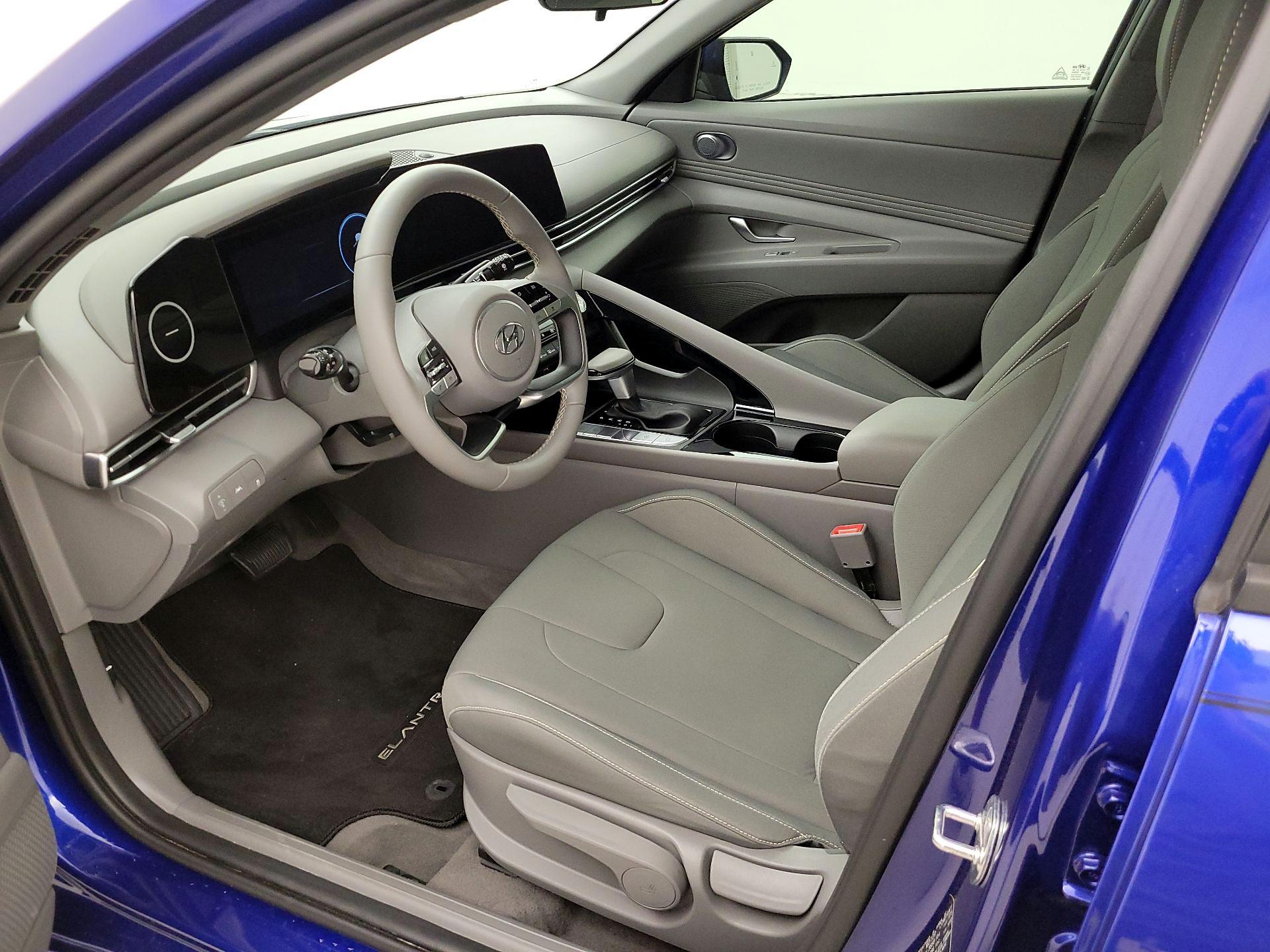 Thumbnail: 2023 Hyundai Elantra - 11