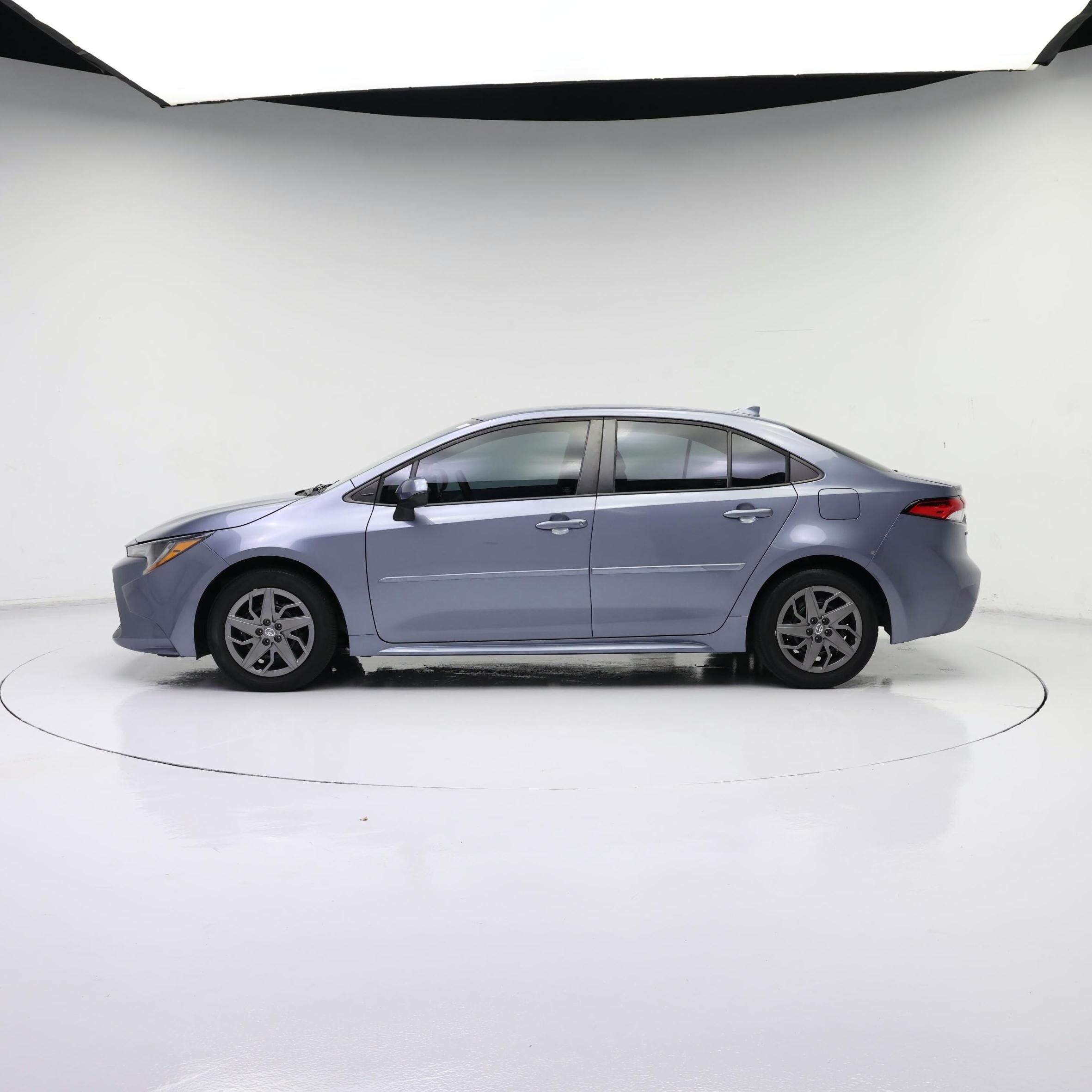 Thumbnail: 2022 Toyota Corolla - 3