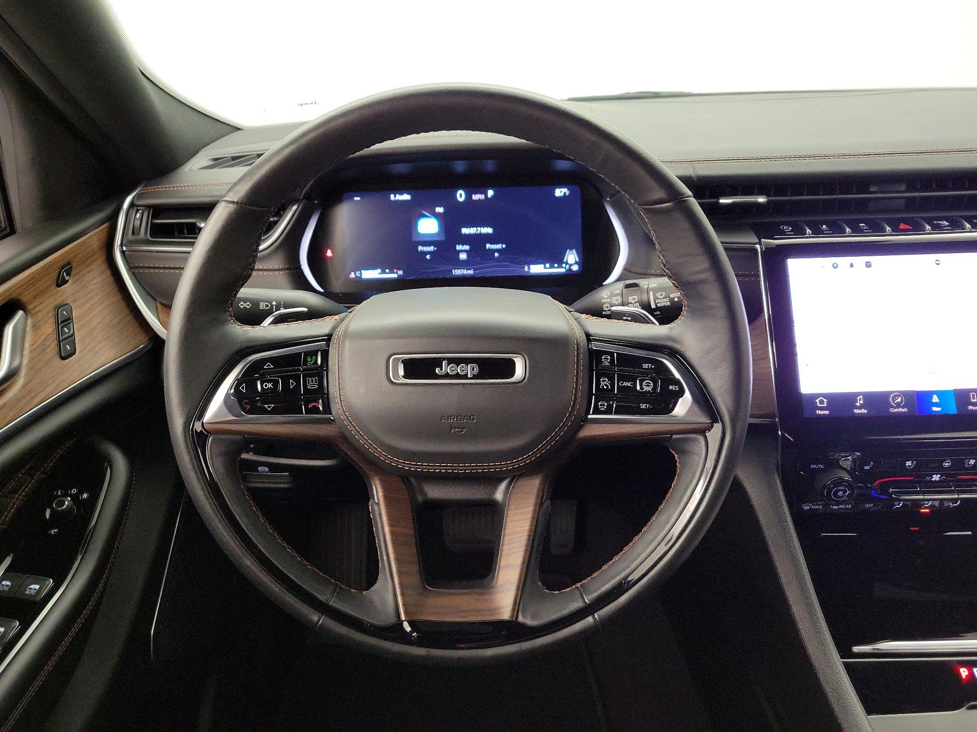 Thumbnail: 2023 Jeep Grand Cherokee L - 10