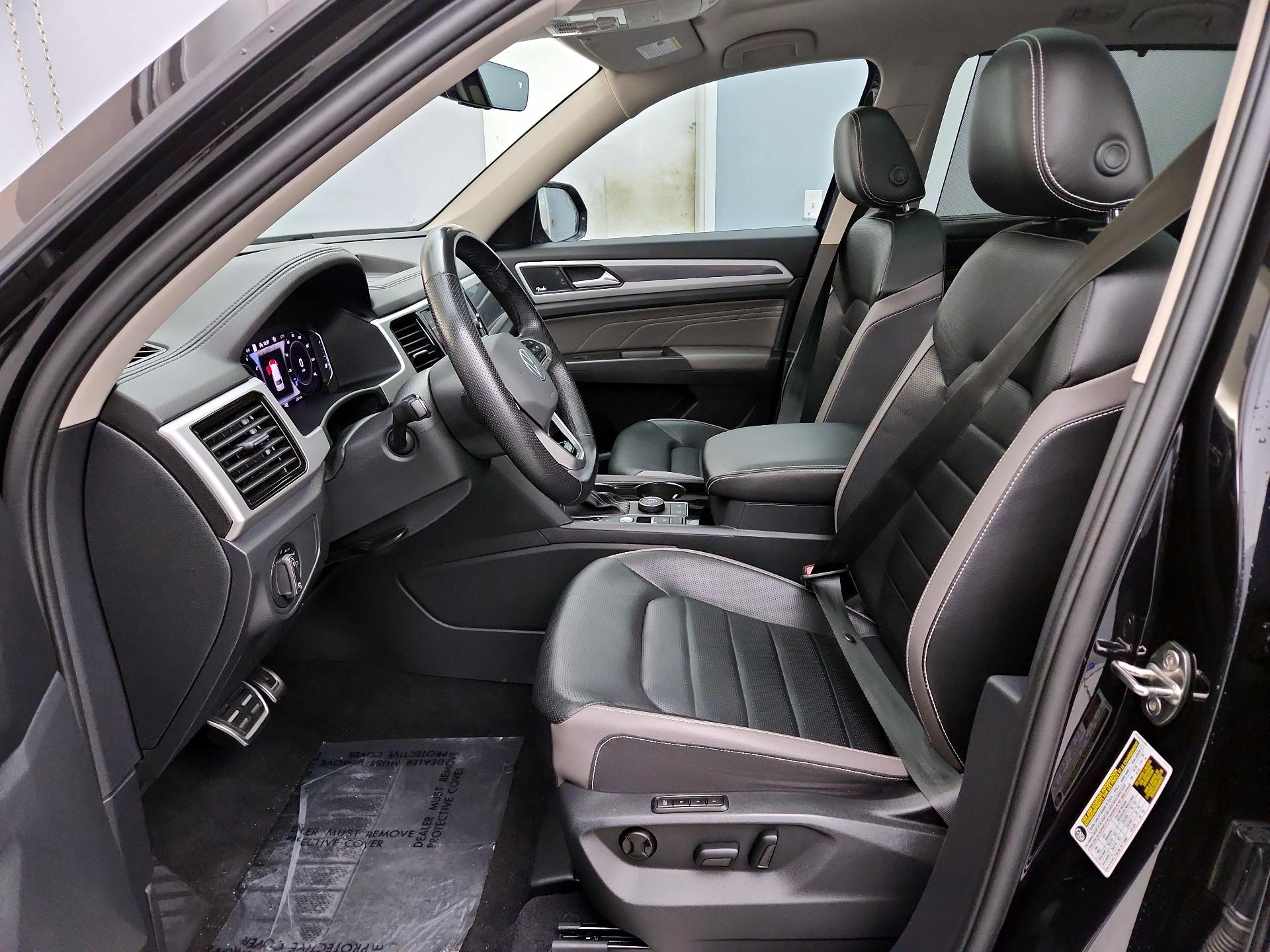 Thumbnail: 2022 Volkswagen Atlas - 11
