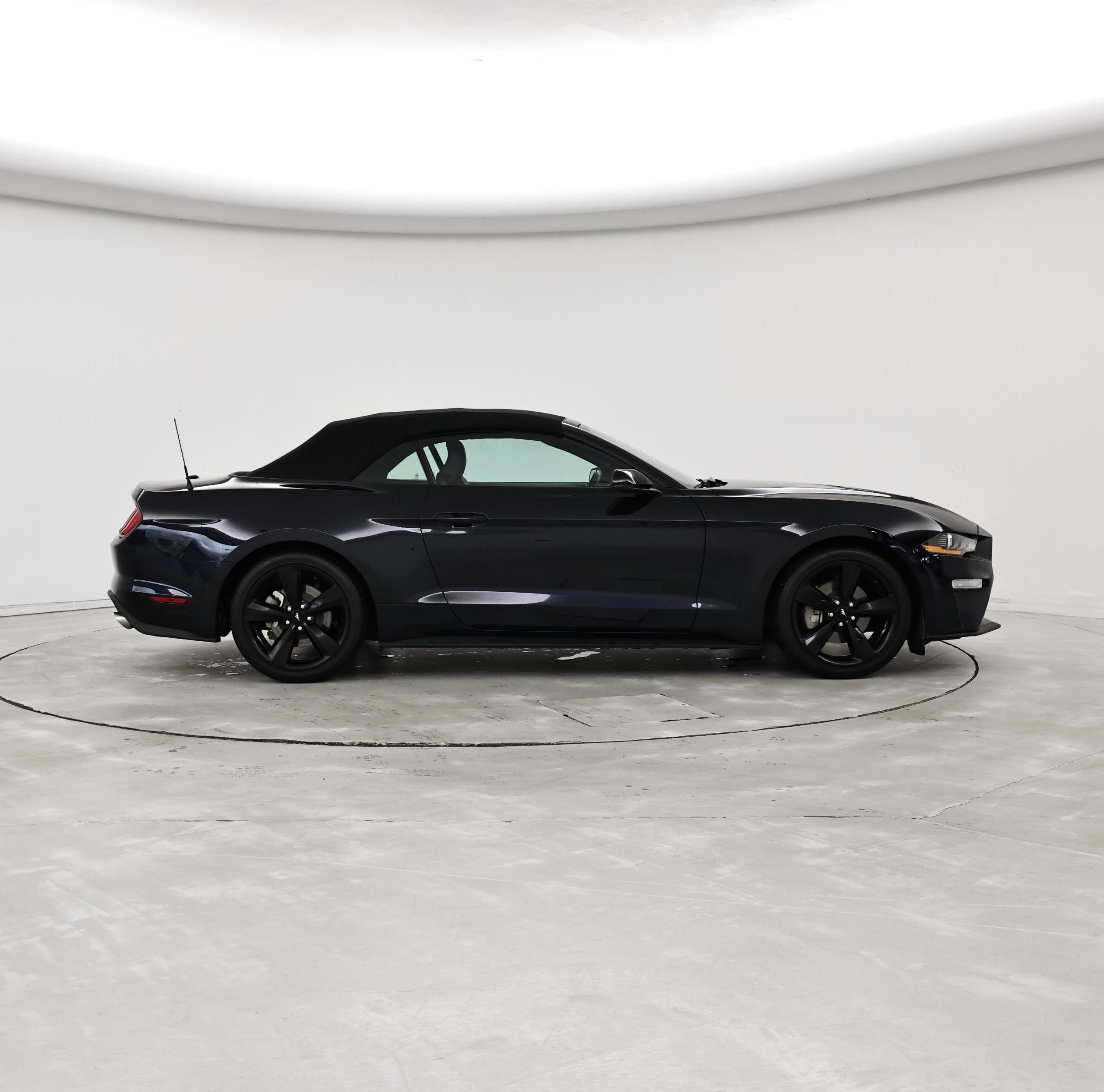 Thumbnail: 2021 Ford Mustang - 7