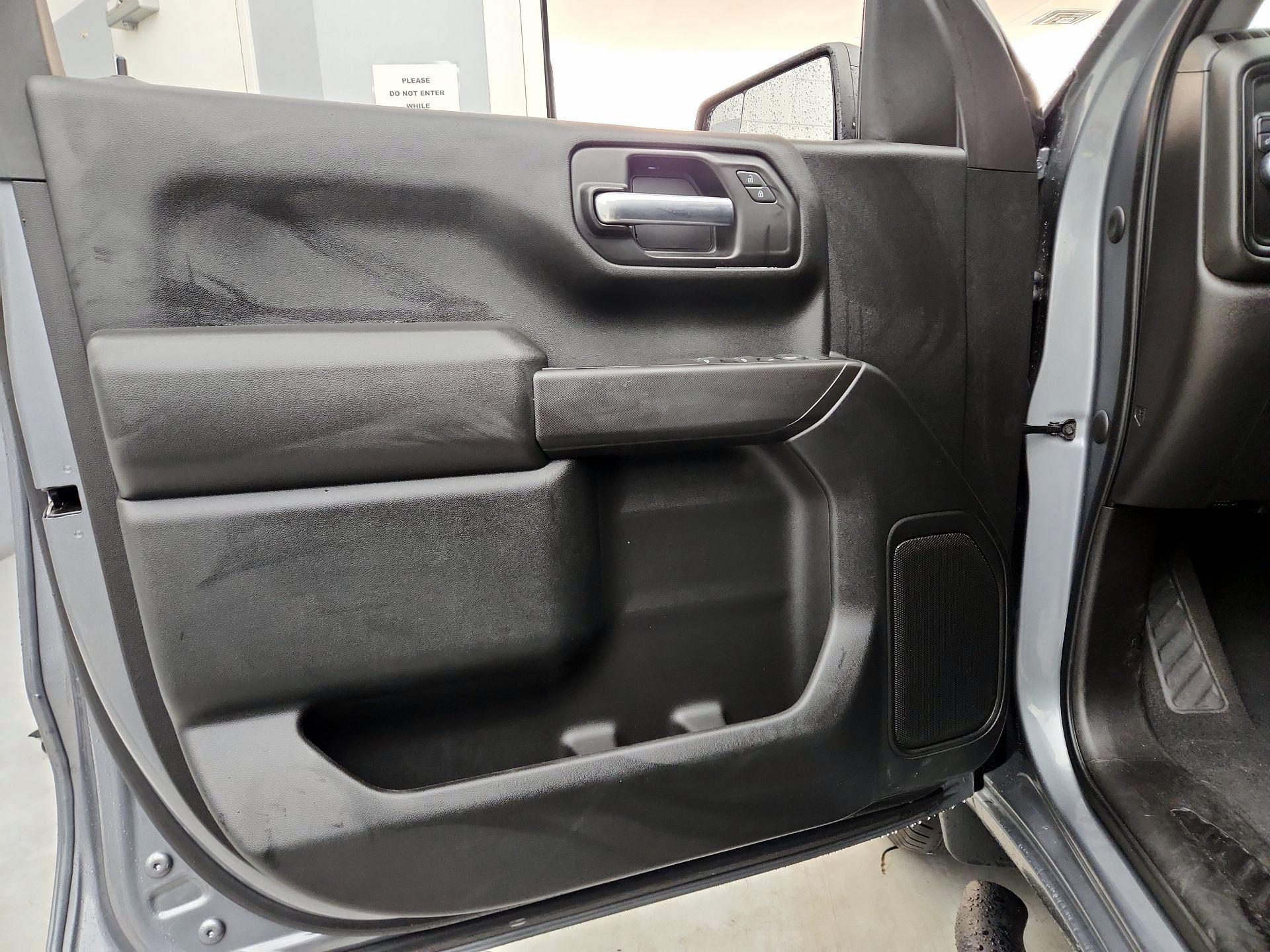 Thumbnail: 2021 Chevrolet Silverado 1500 - 12