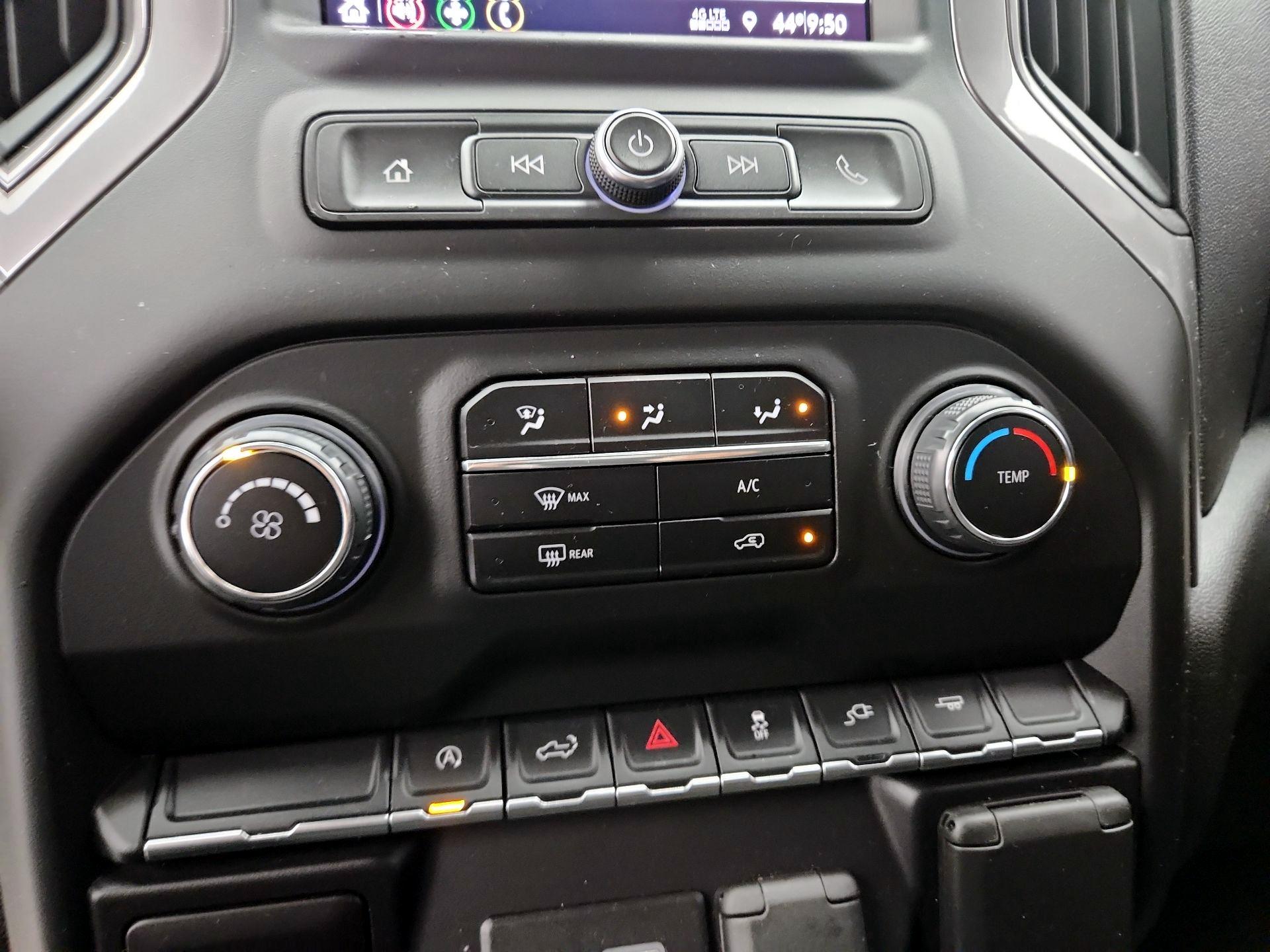 Thumbnail: 2021 Chevrolet Silverado 1500 - 16