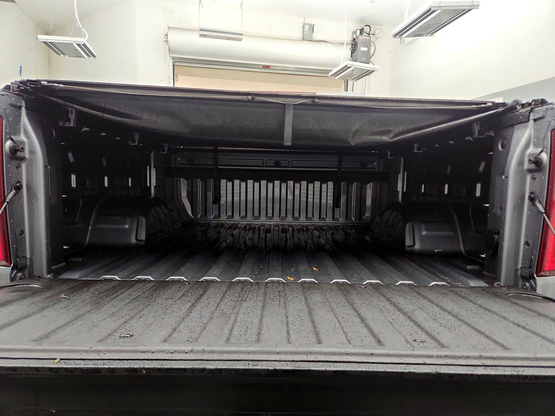 Thumbnail: 2021 Chevrolet Silverado 1500 - 20