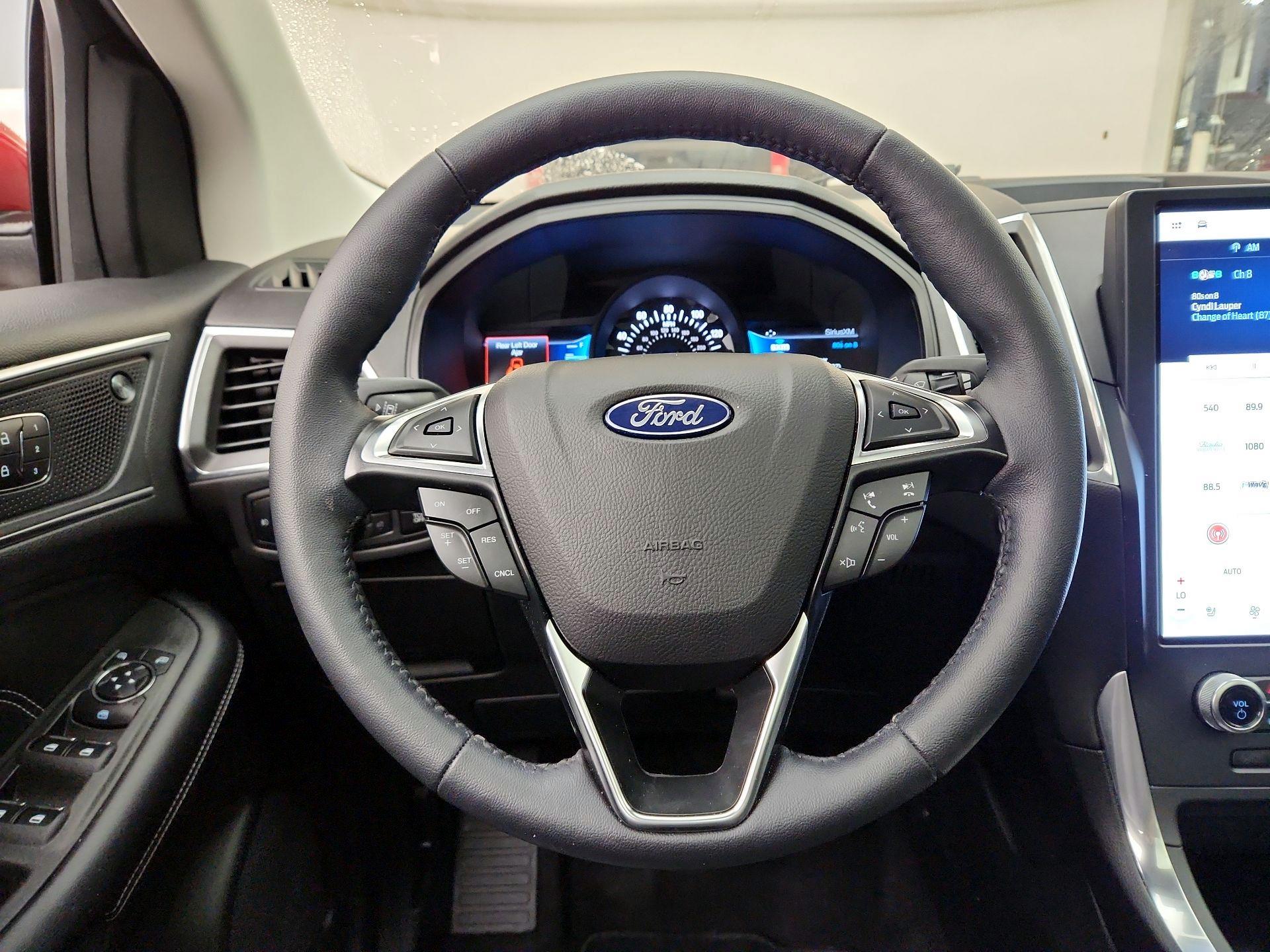 Thumbnail: 2023 Ford Edge - 10