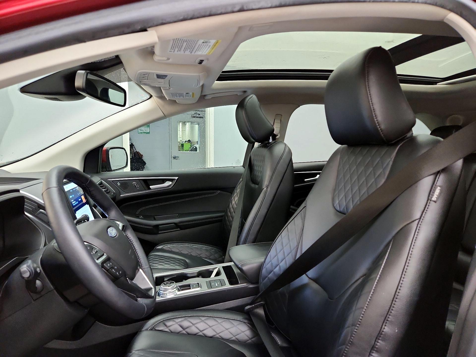 Thumbnail: 2023 Ford Edge - 19