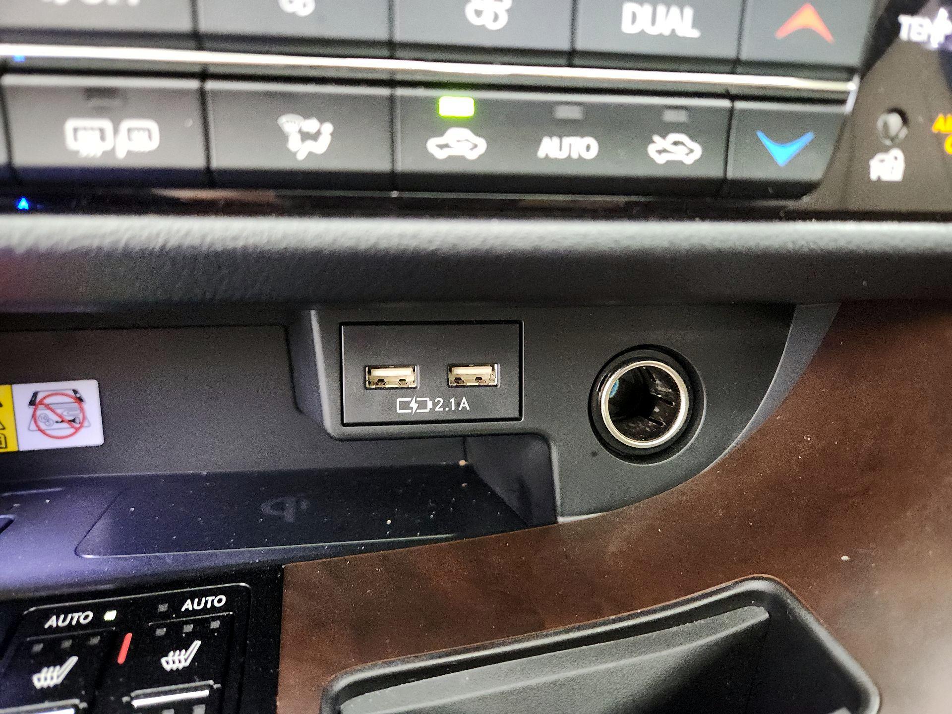 Thumbnail: 2022 Lexus RX - 19