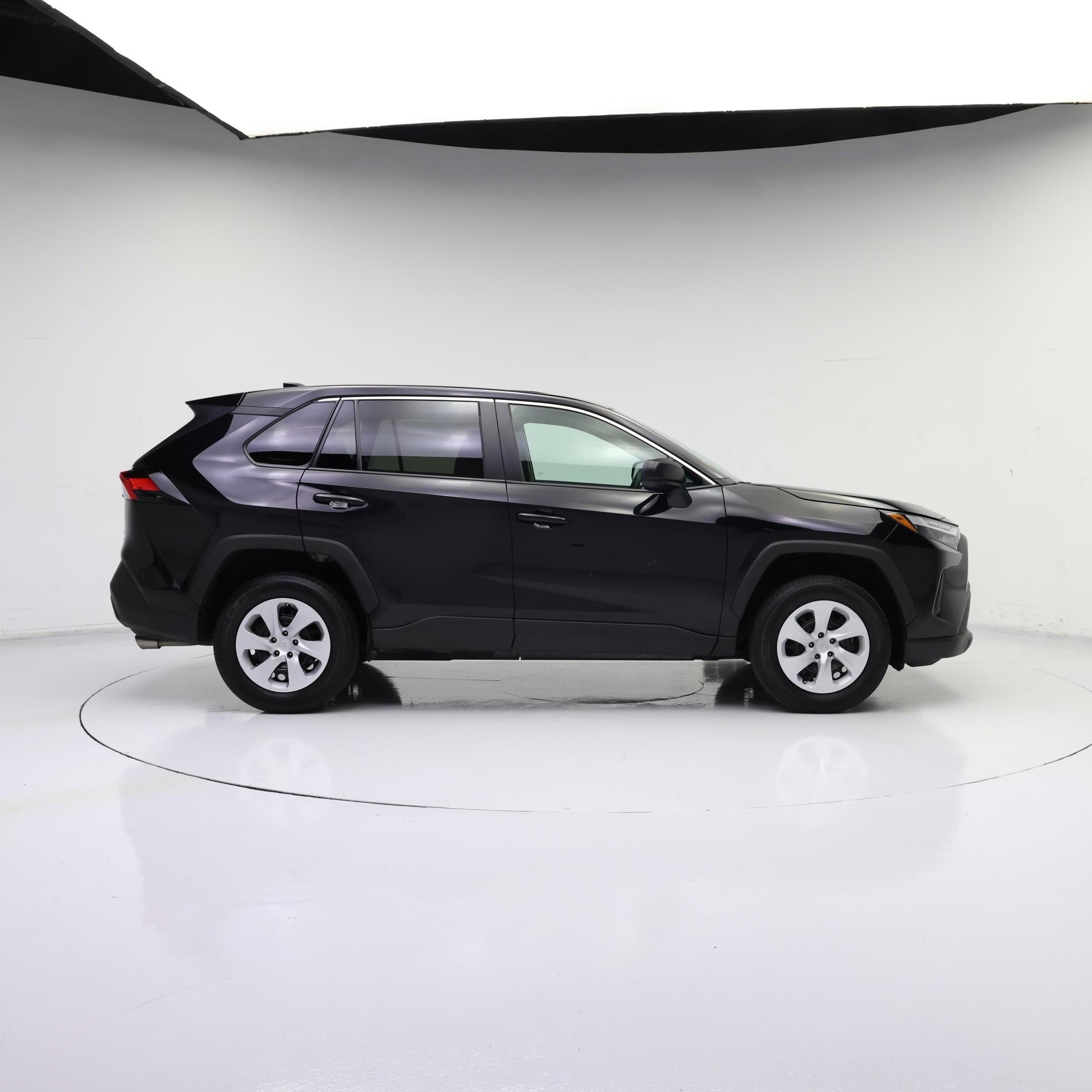 Thumbnail: 2024 Toyota RAV4 - 7