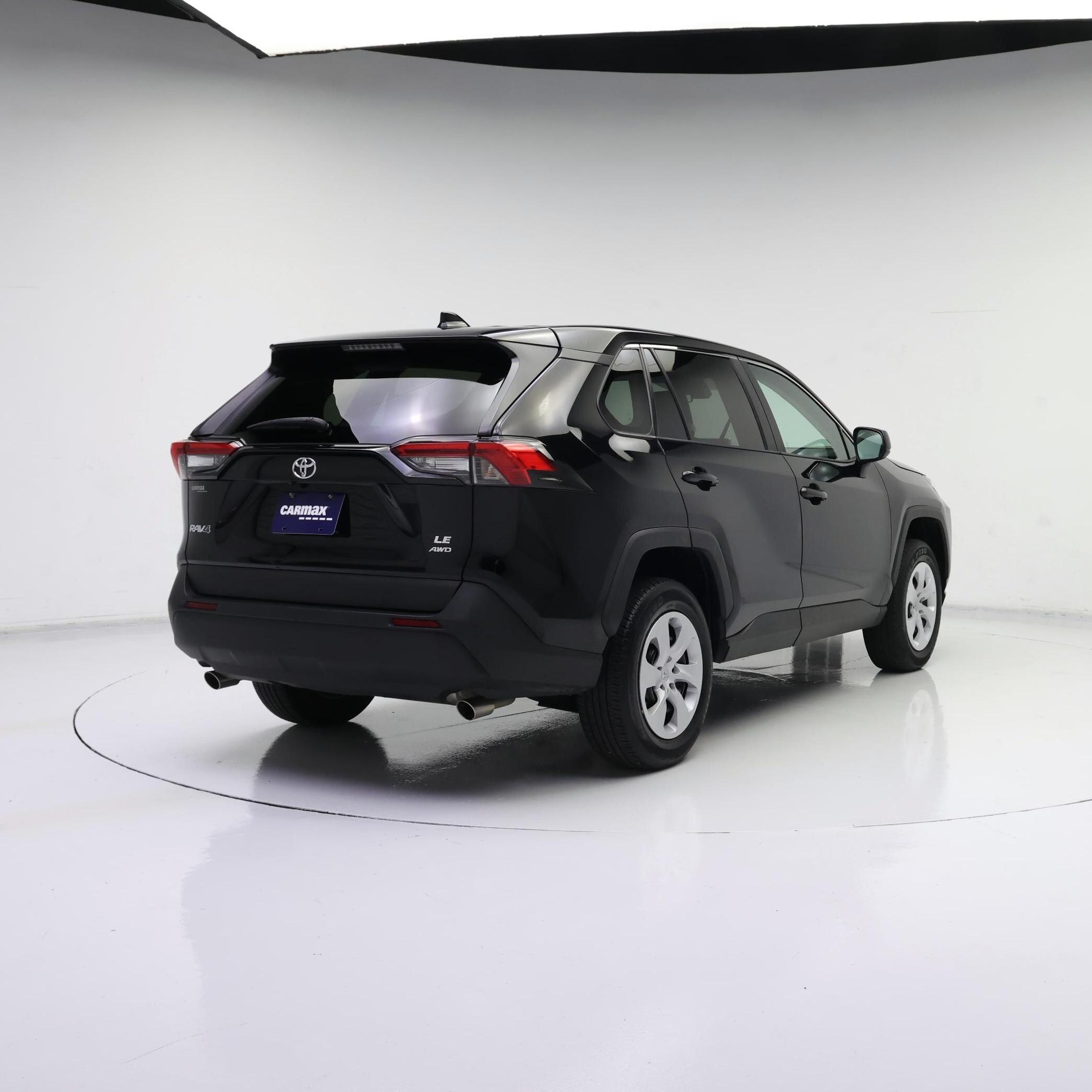 Thumbnail: 2024 Toyota RAV4 - 8