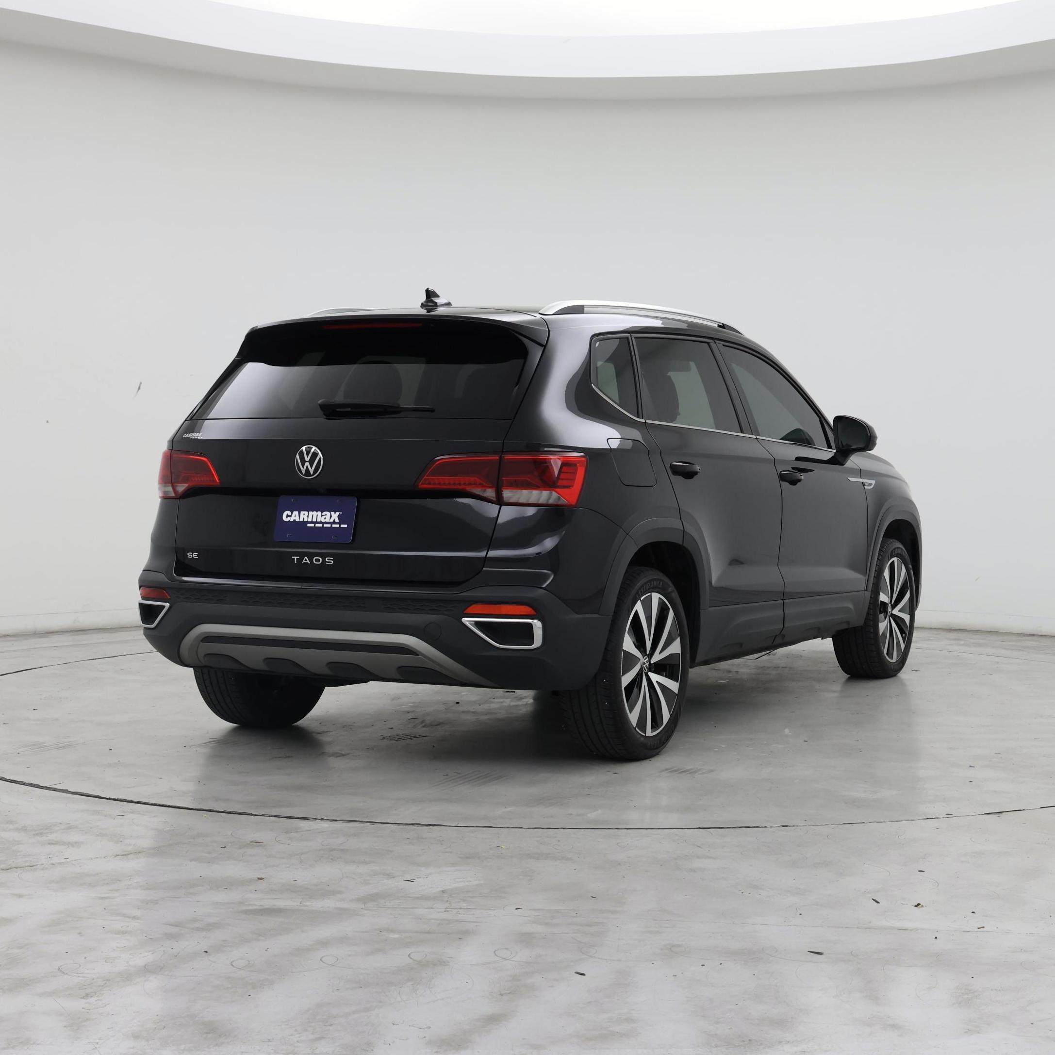 Thumbnail: 2023 Volkswagen Taos - 8