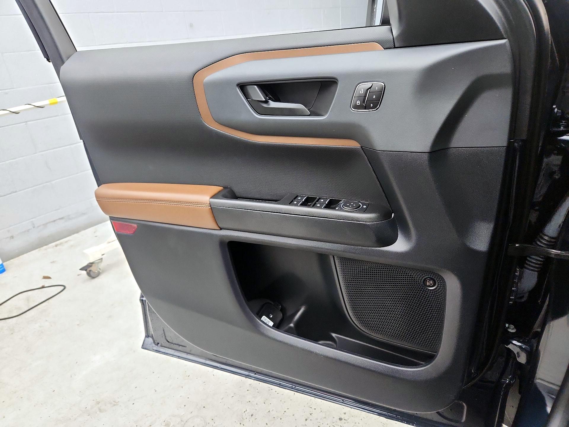 Thumbnail: 2023 Ford Bronco Sport - 12