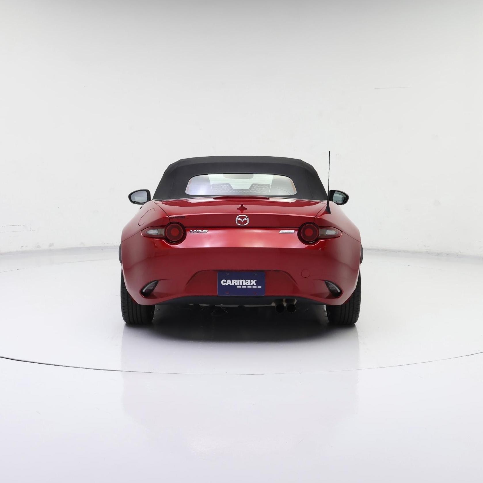 Thumbnail: 2017 Mazda MX-5 Miata - 5