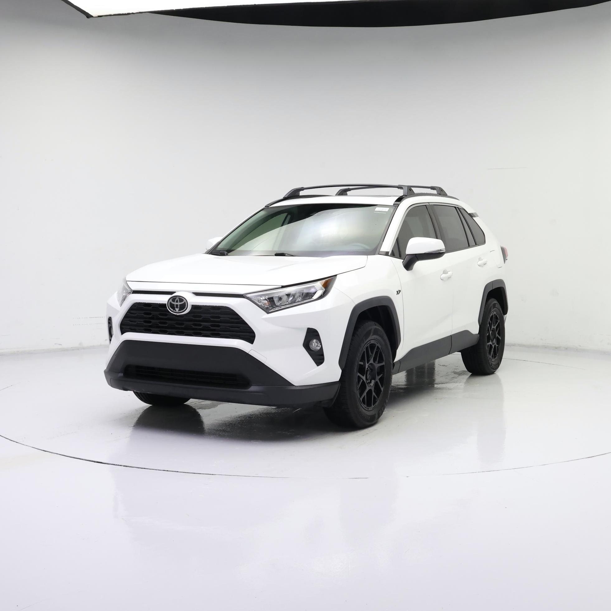 Thumbnail: 2020 Toyota RAV4 - 4