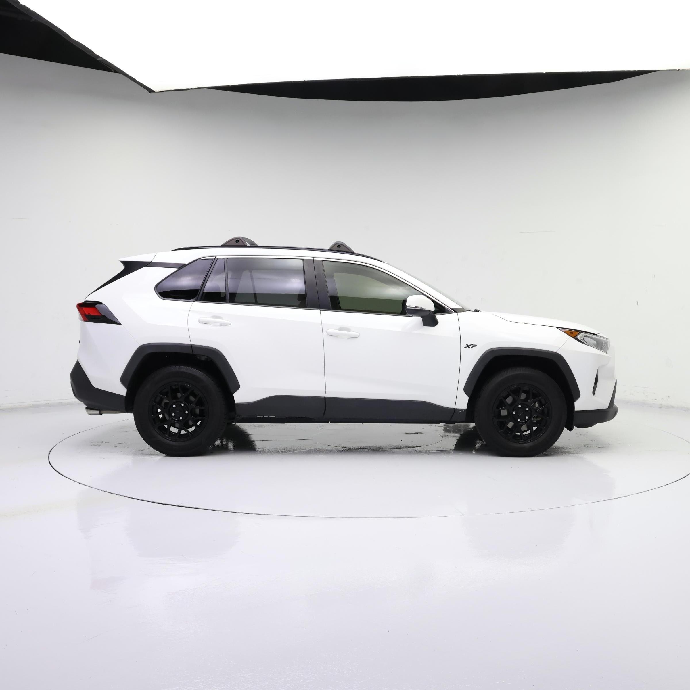 Thumbnail: 2020 Toyota RAV4 - 7