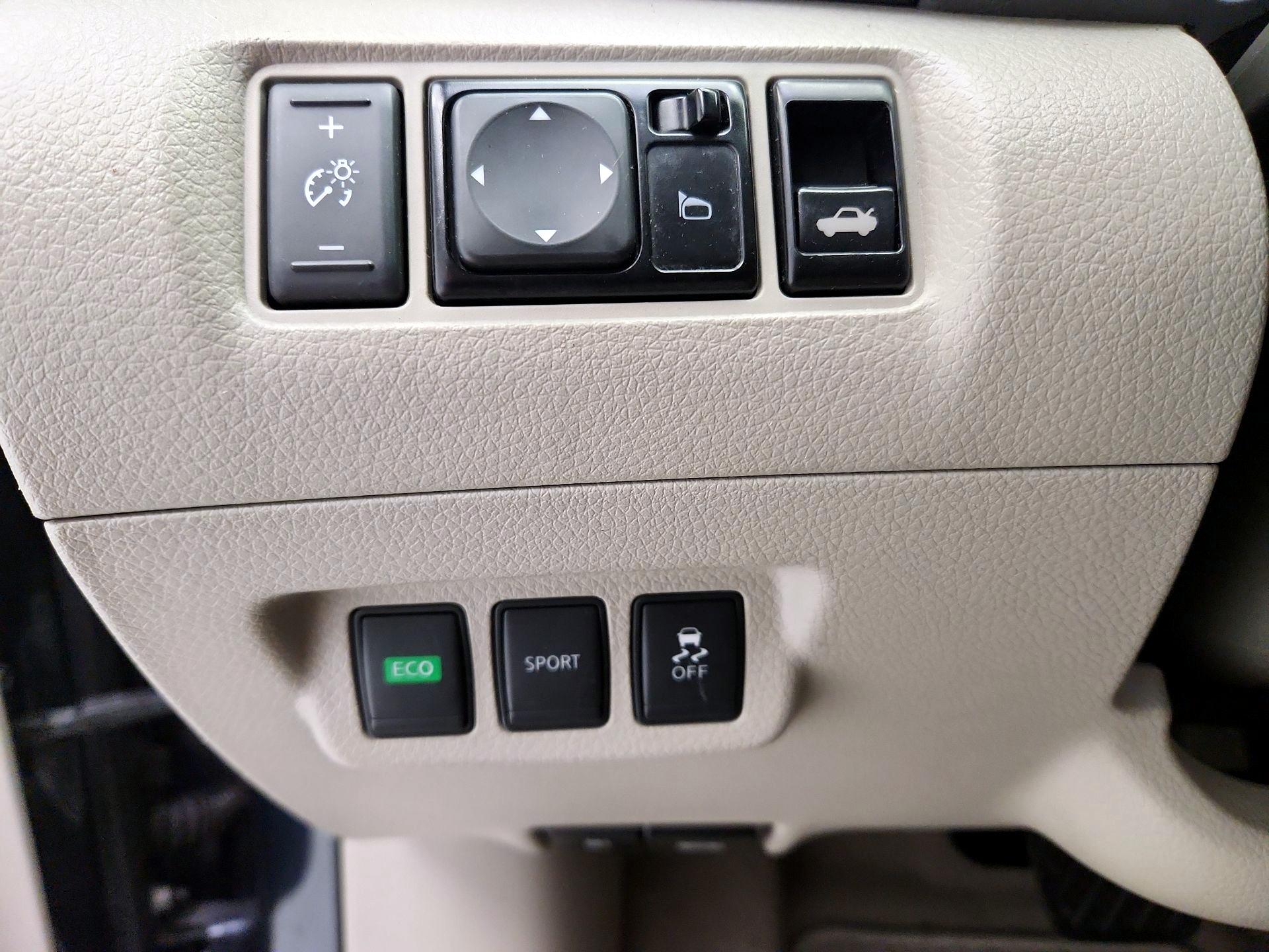 Thumbnail: 2014 Nissan Sentra - 13