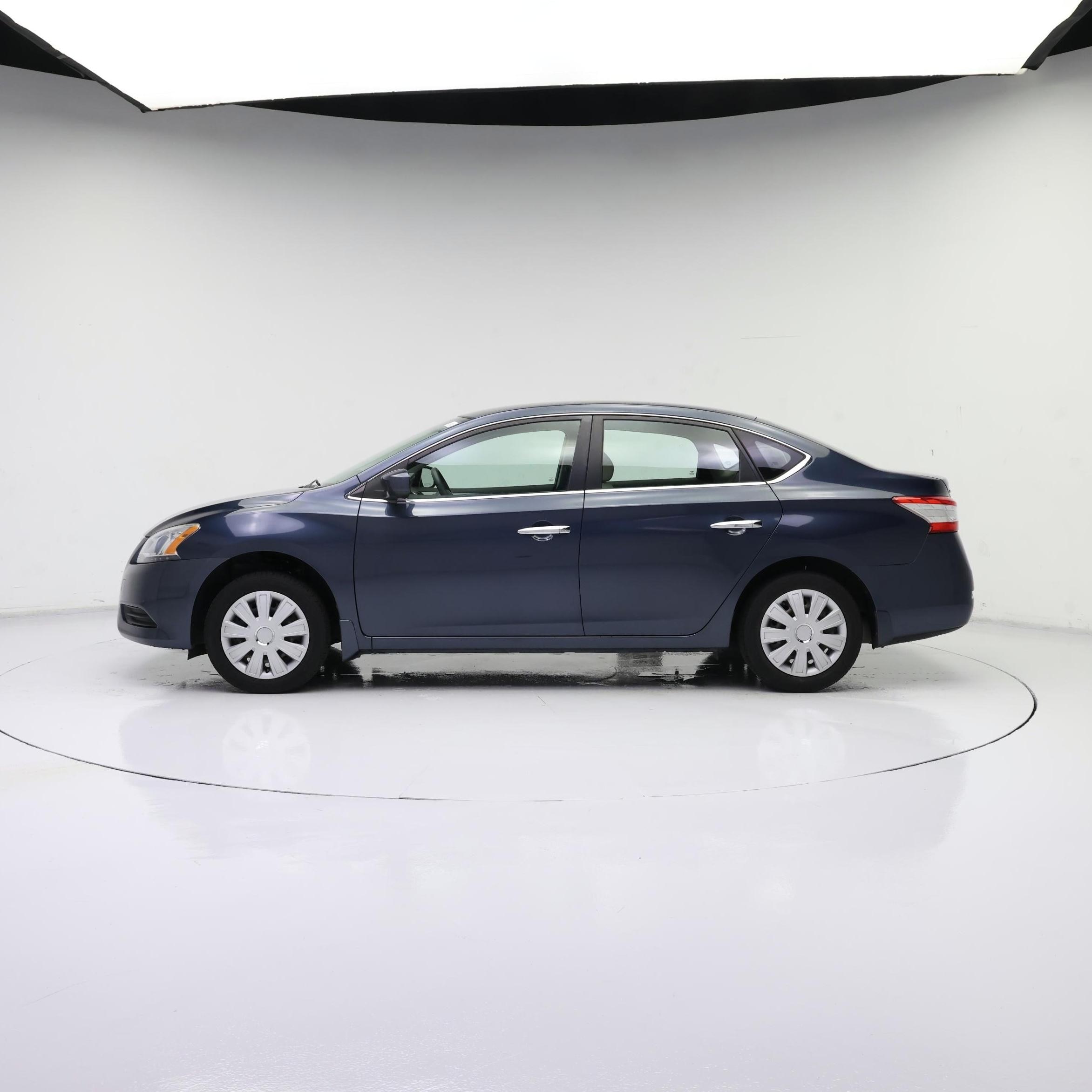 Thumbnail: 2014 Nissan Sentra - 3