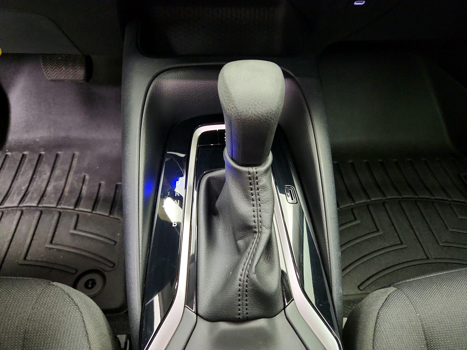 Thumbnail: 2023 Toyota Corolla - 18