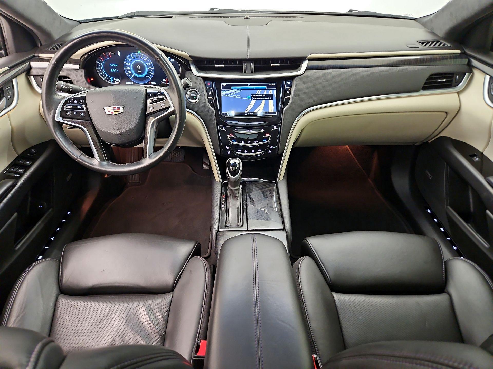 Thumbnail: 2016 Cadillac XTS - 9