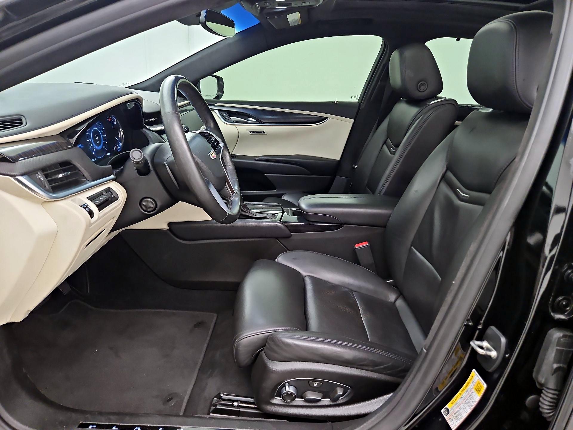 Thumbnail: 2016 Cadillac XTS - 11