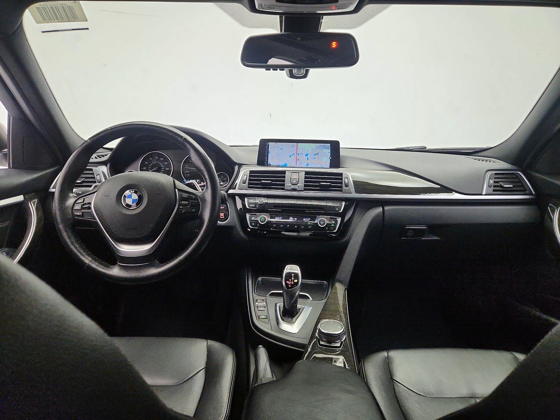 Thumbnail: 2016 BMW 3 Series - 9